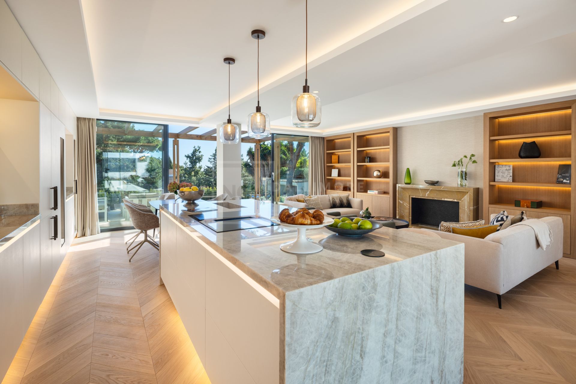 Villa Alboran - Fully Refurbished Villa Located in Elviria - East Marbella