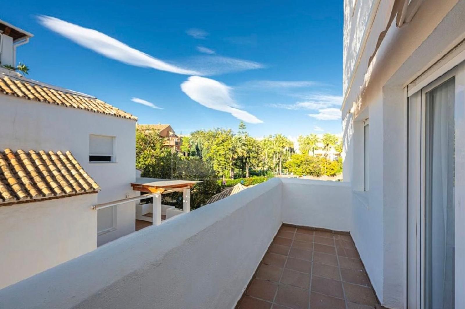Apartamento en venta en Bahia de Marbella, Marbella Este