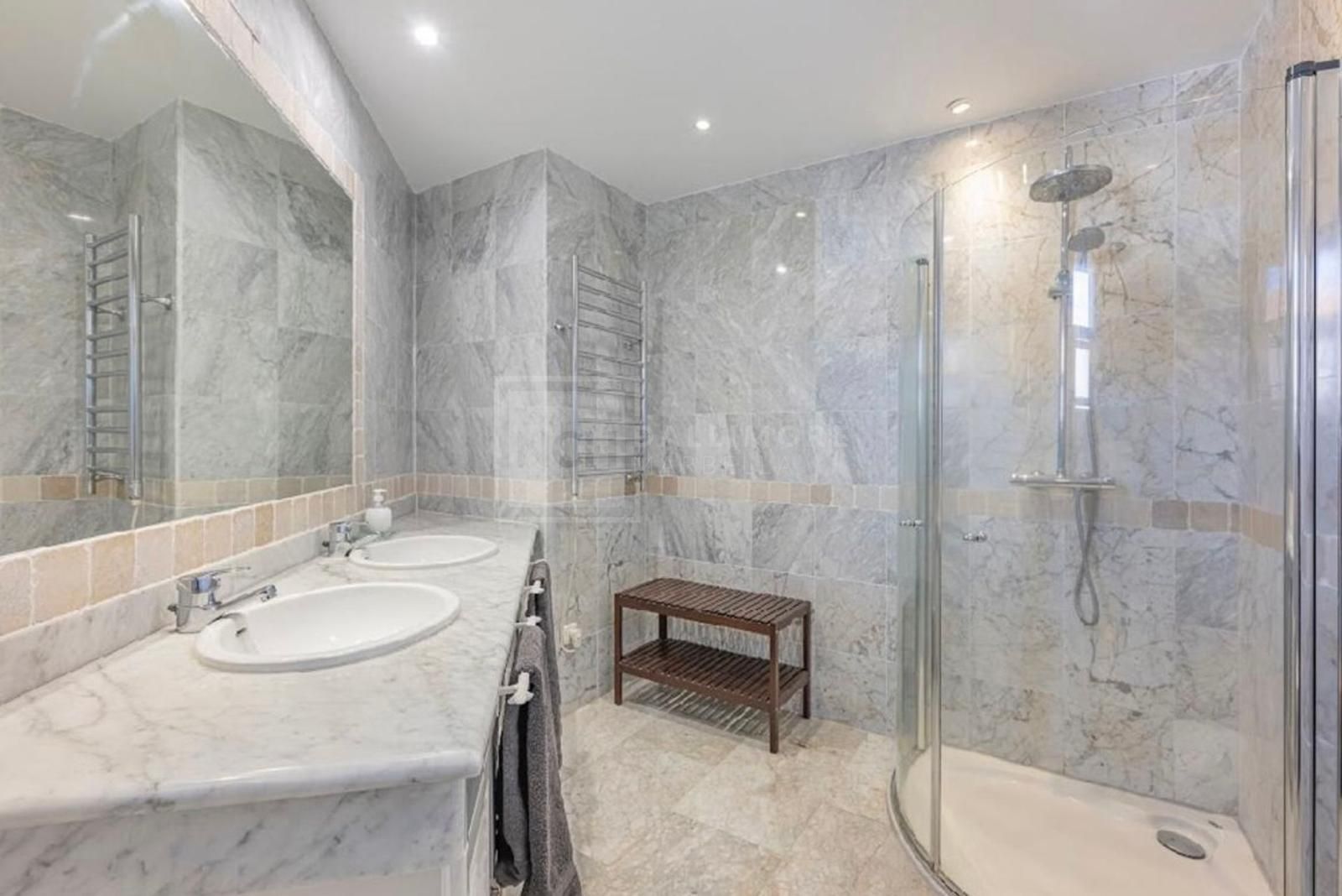 Apartamento en venta en Bahia de Marbella, Marbella Este
