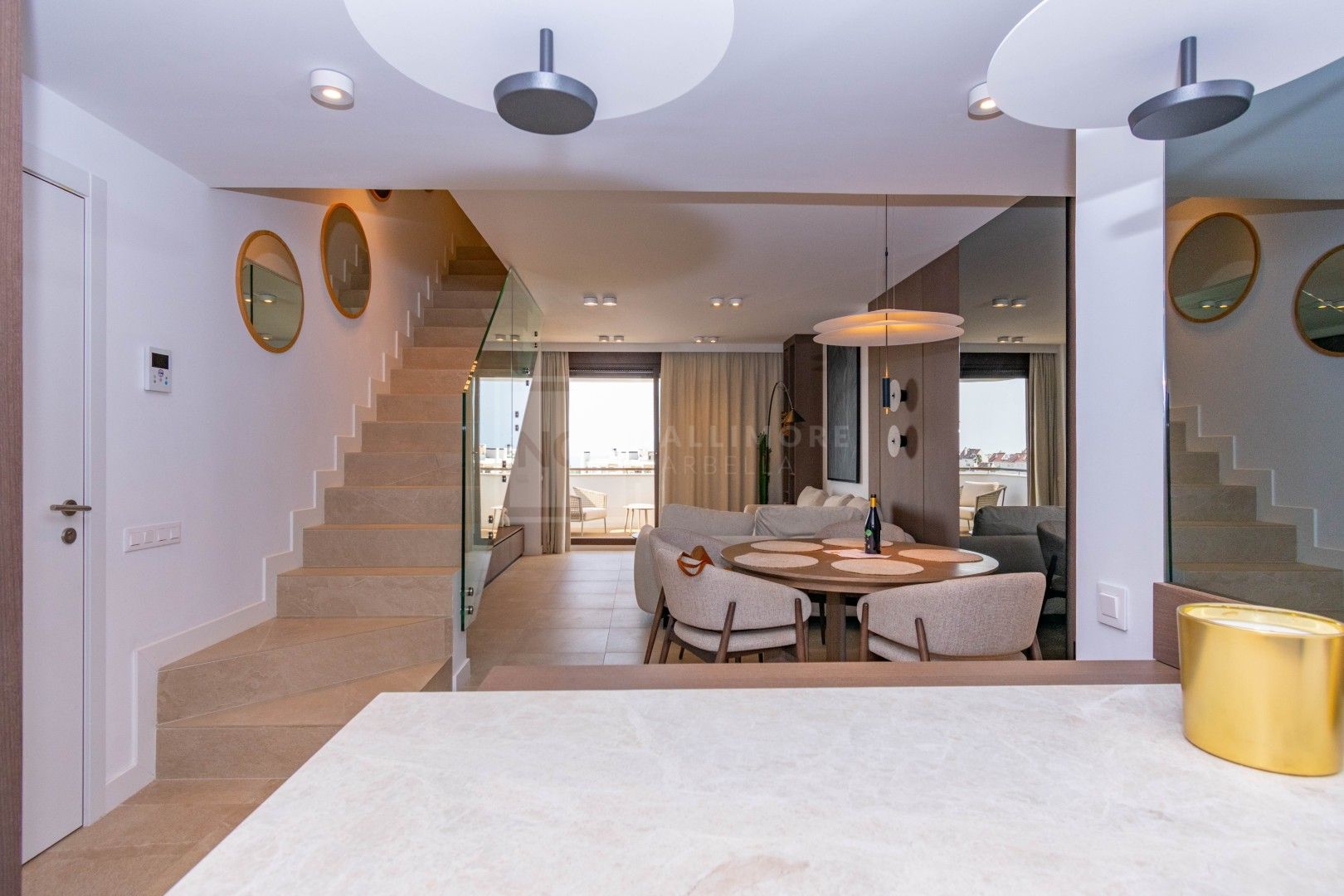 Contemporary Luxury Penthouse with Panoramic Sea Views and Private Rooftop Jacuzzi in Las Mesas, Estepona