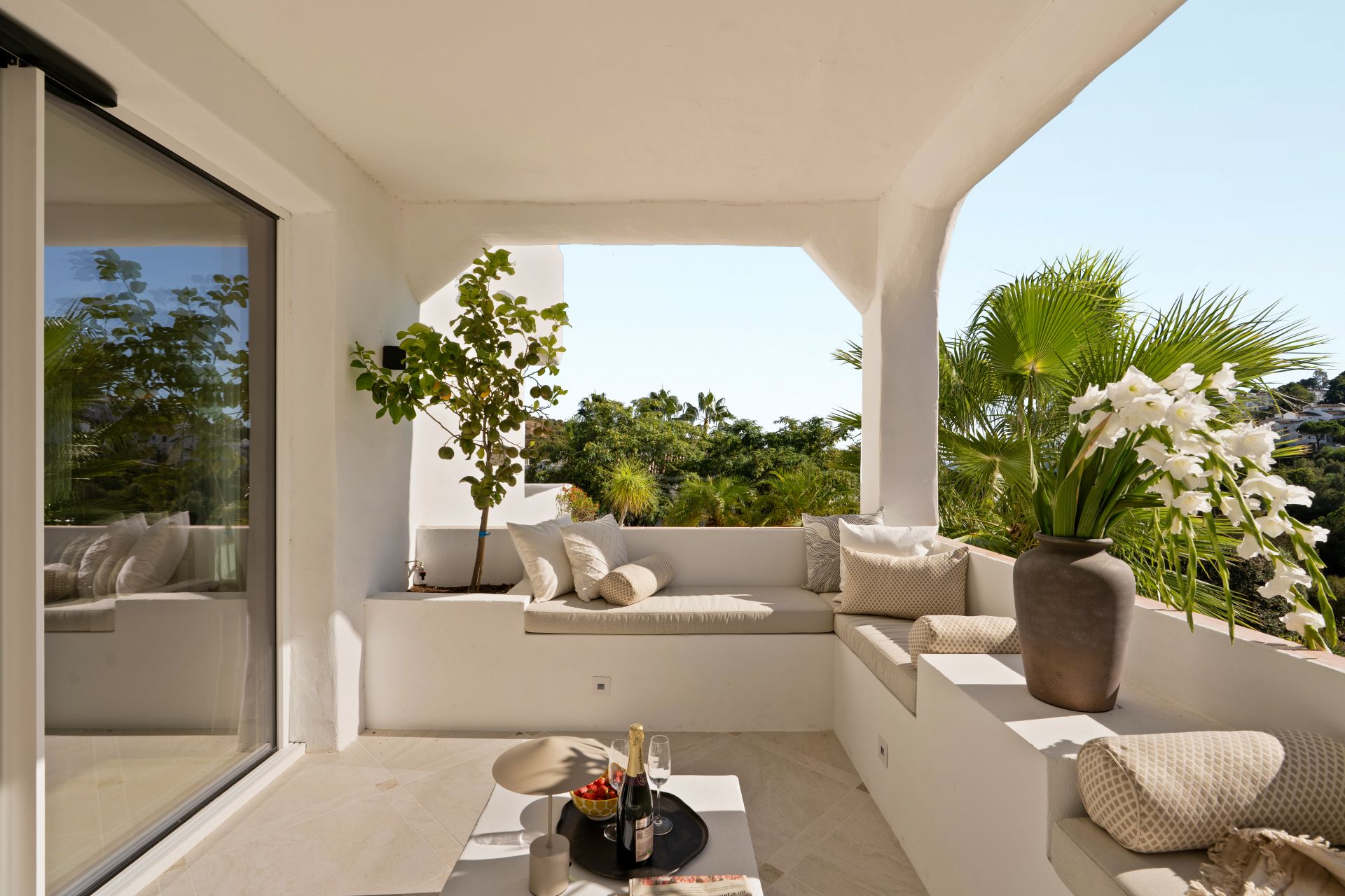 4-Bedroom Apartment With Private Plunge Pool in La Quinta