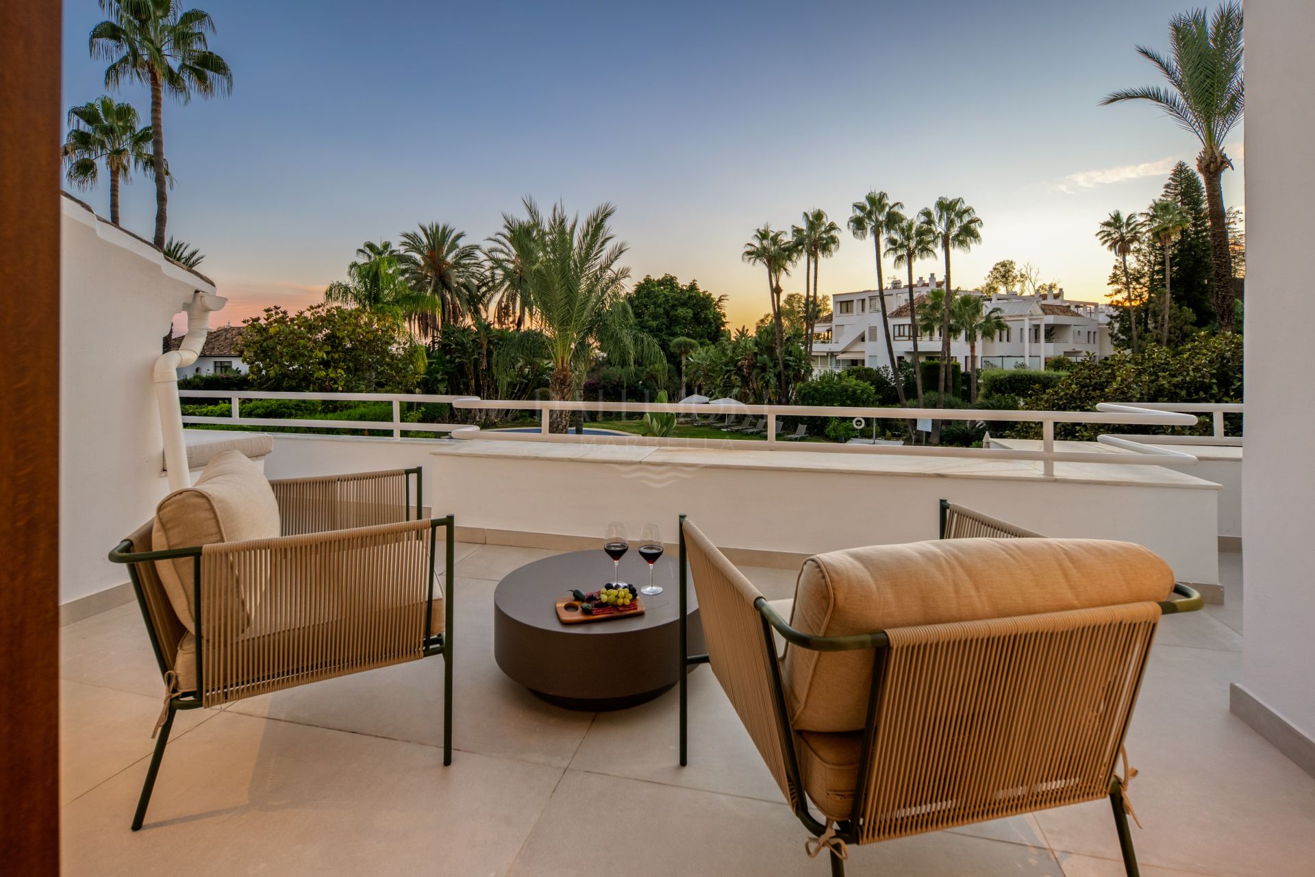 4-Bedroom Duplex in a Frontline Golf Community on Los Naranjos Golf