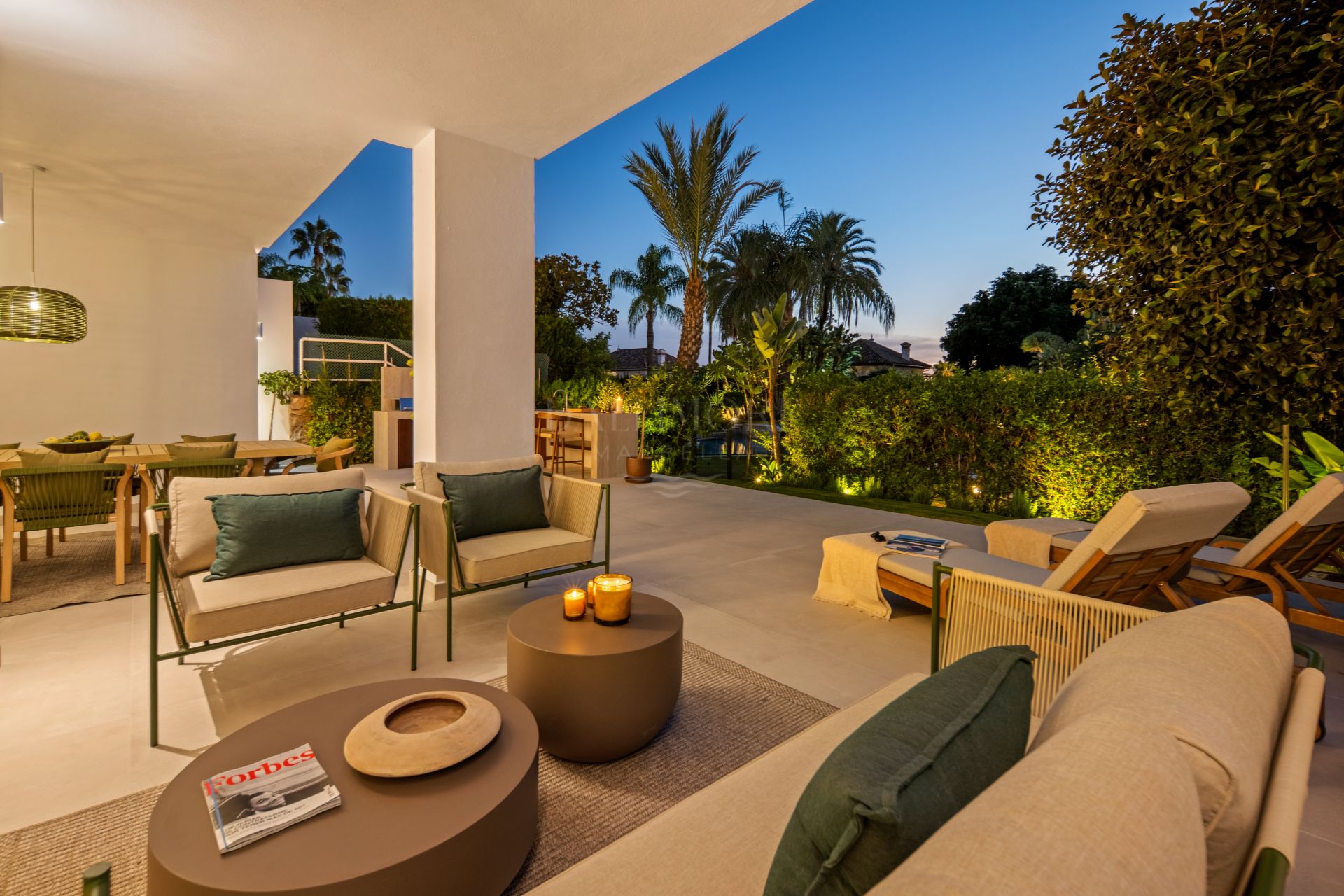 4-Bedroom Duplex in a Frontline Golf Community on Los Naranjos Golf
