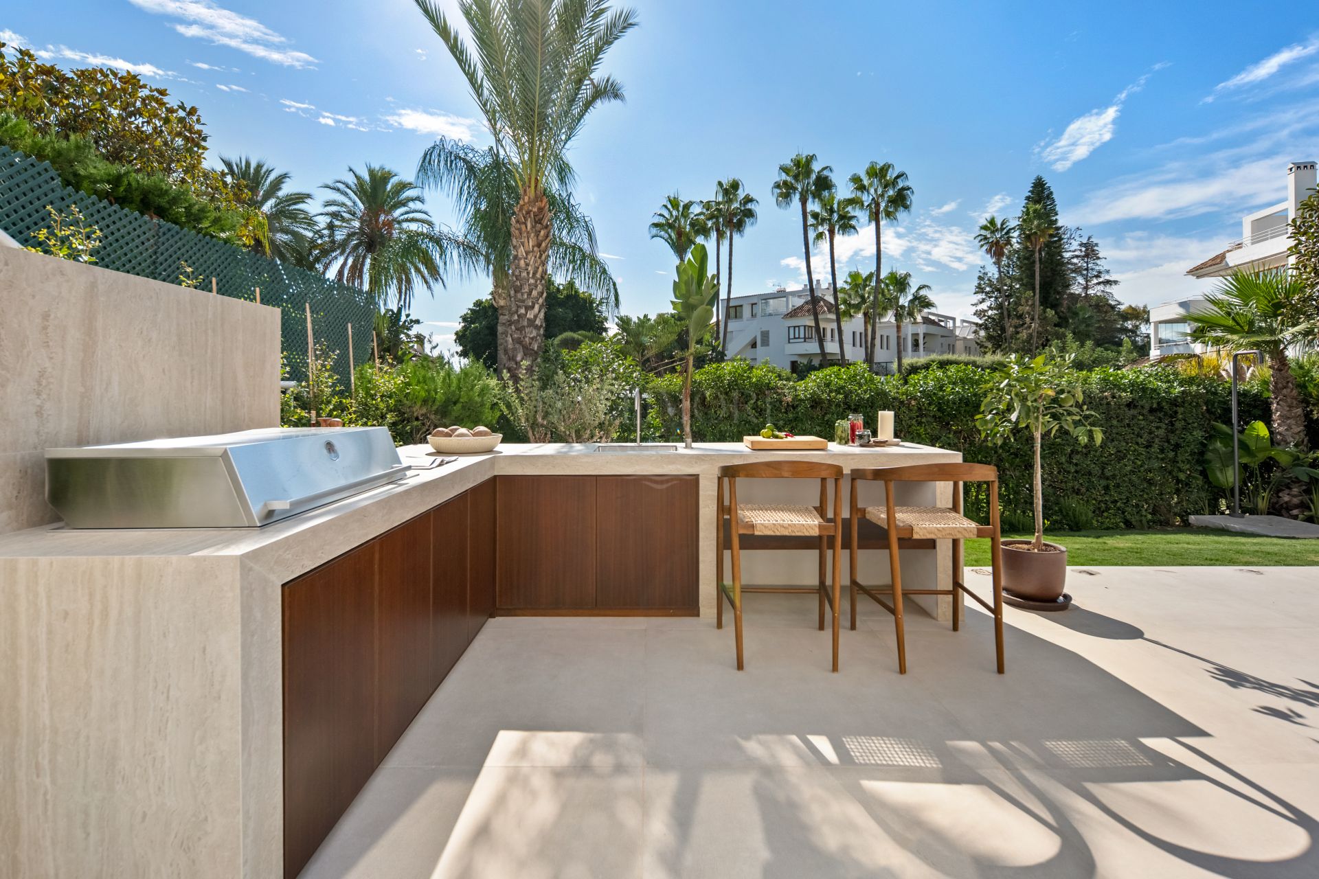 4-Bedroom Duplex in a Frontline Golf Community on Los Naranjos Golf