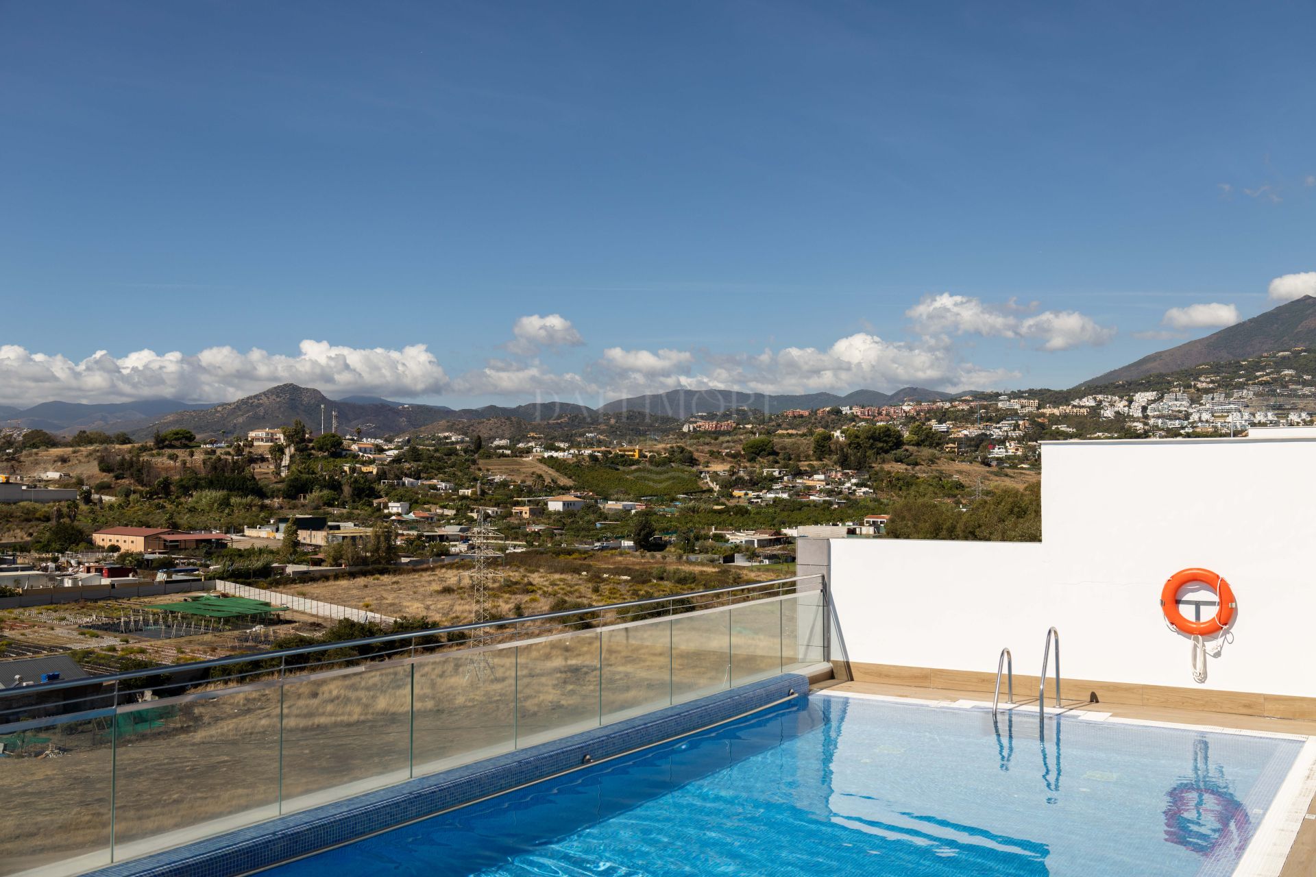 Luxury Penthouse in La Campana, Nueva Andalucía