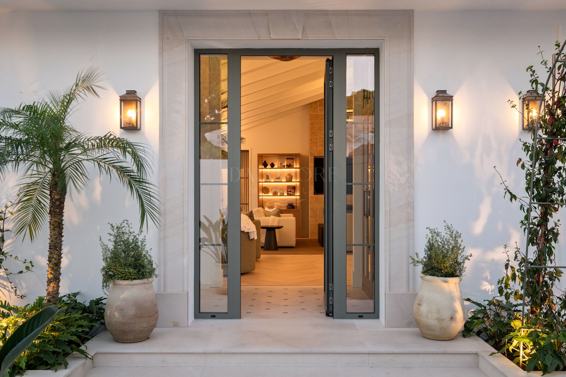 Villa Pandora – Fully Renovated Luxury Villa in Nagüeles, Marbella Golden Mile