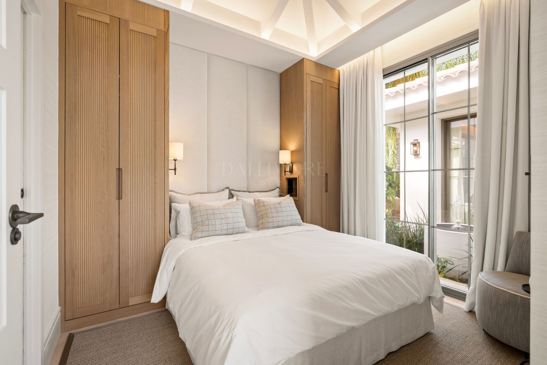 Villa Pandora – Fully Renovated Luxury Villa in Nagüeles, Marbella Golden Mile