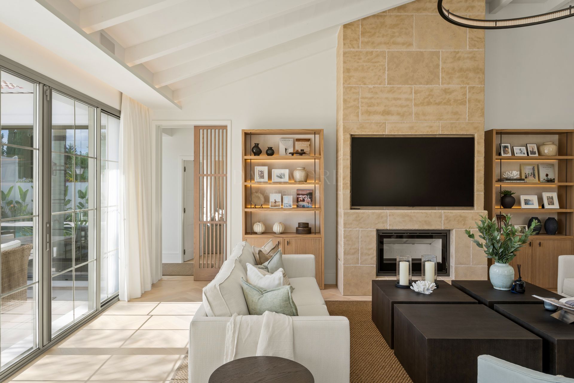 Villa Pandora – Fully Renovated Luxury Villa in Nagüeles, Marbella Golden Mile