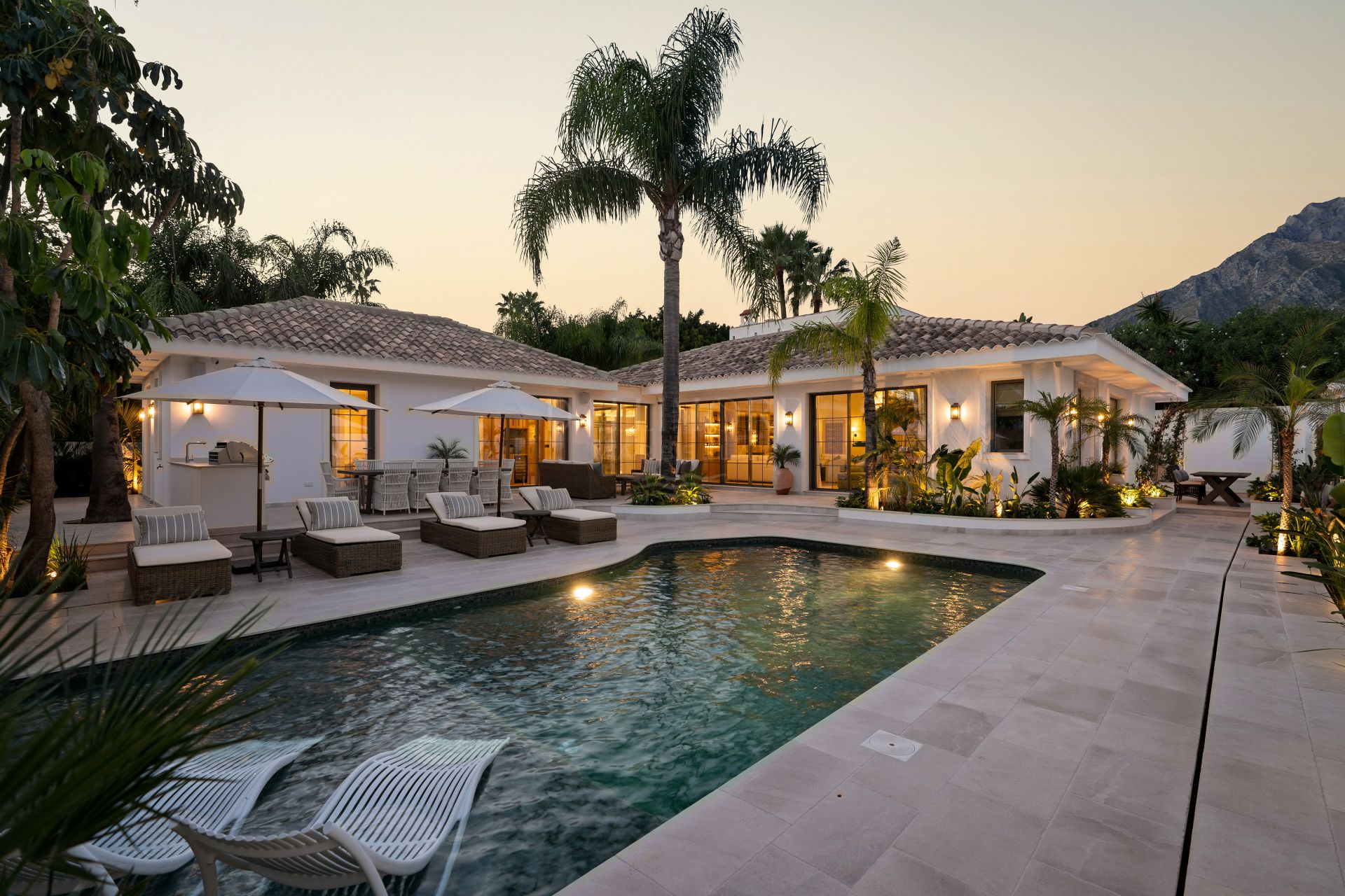 Villa Pandora – Fully Renovated Luxury Villa in Nagüeles, Marbella Golden Mile