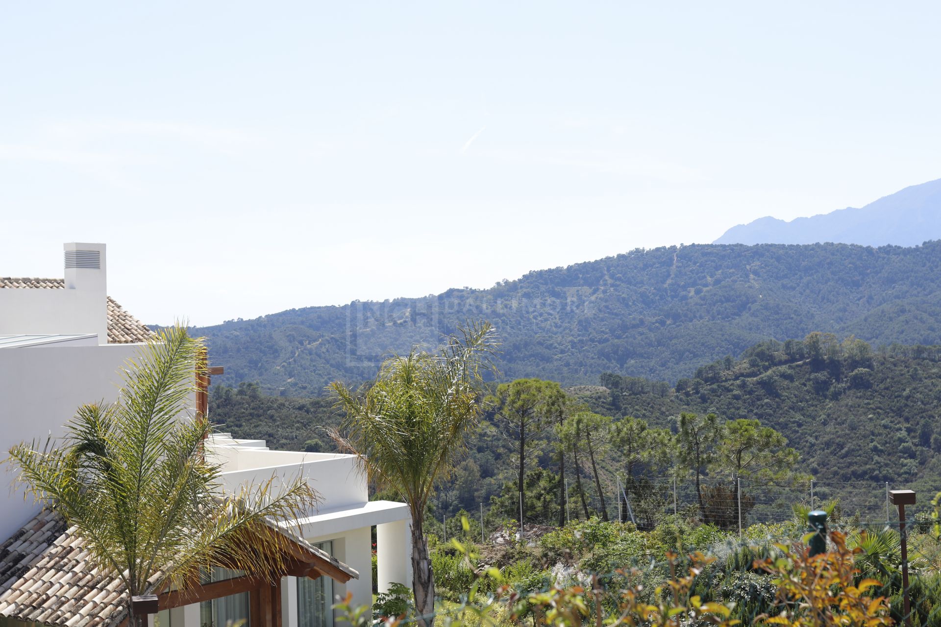 MARBELLA CLUB HILLS - LUXURY LIVING SURROUNDED BY NATURE