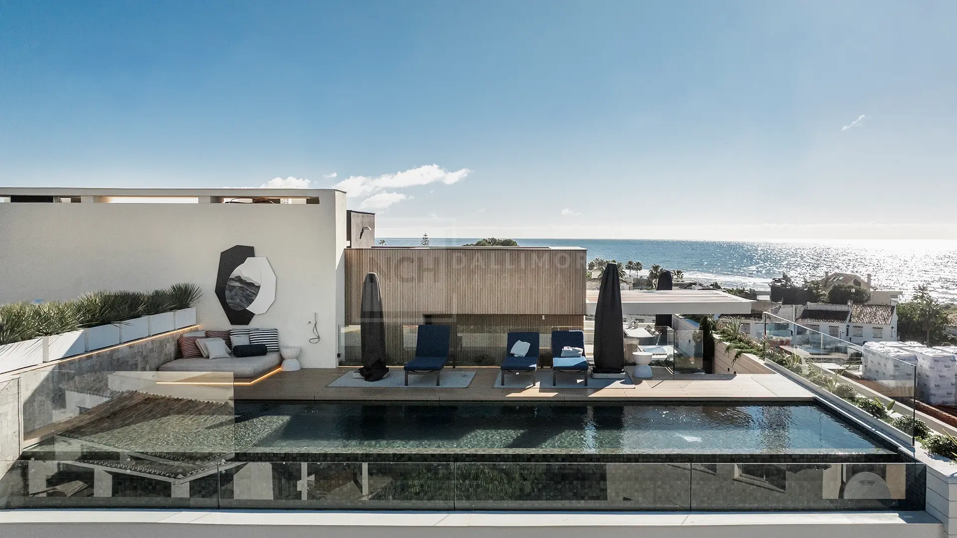 Luxury on the beachfront