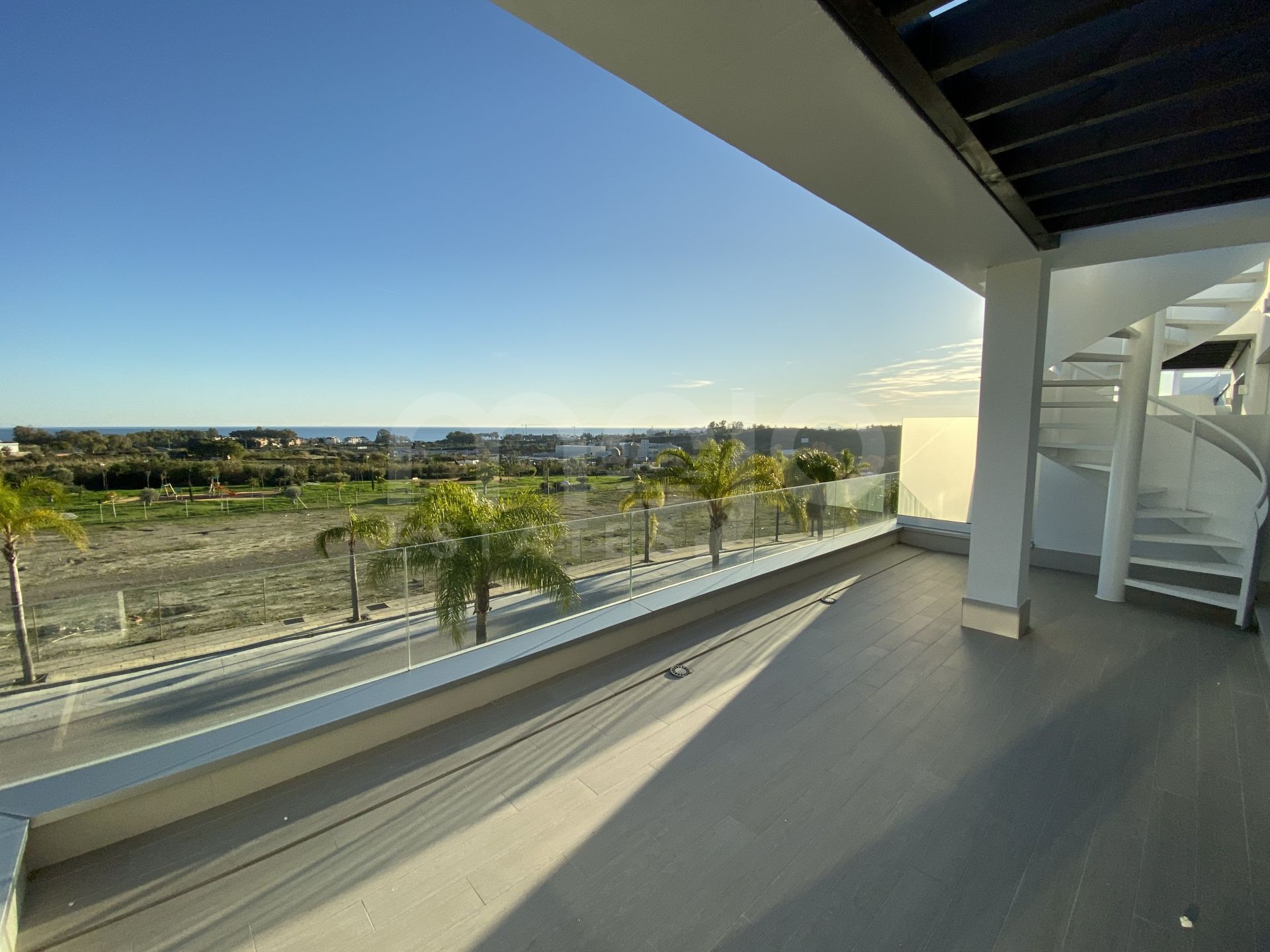 Duplex Penthouse til salg i Cancelada, Estepona