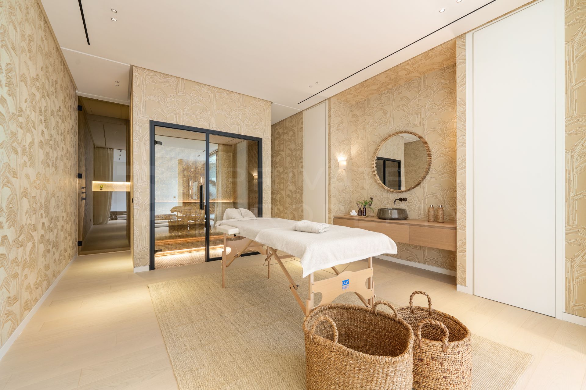 CASA CAZORLA - MODERN FIVE BEDROOM VILLA