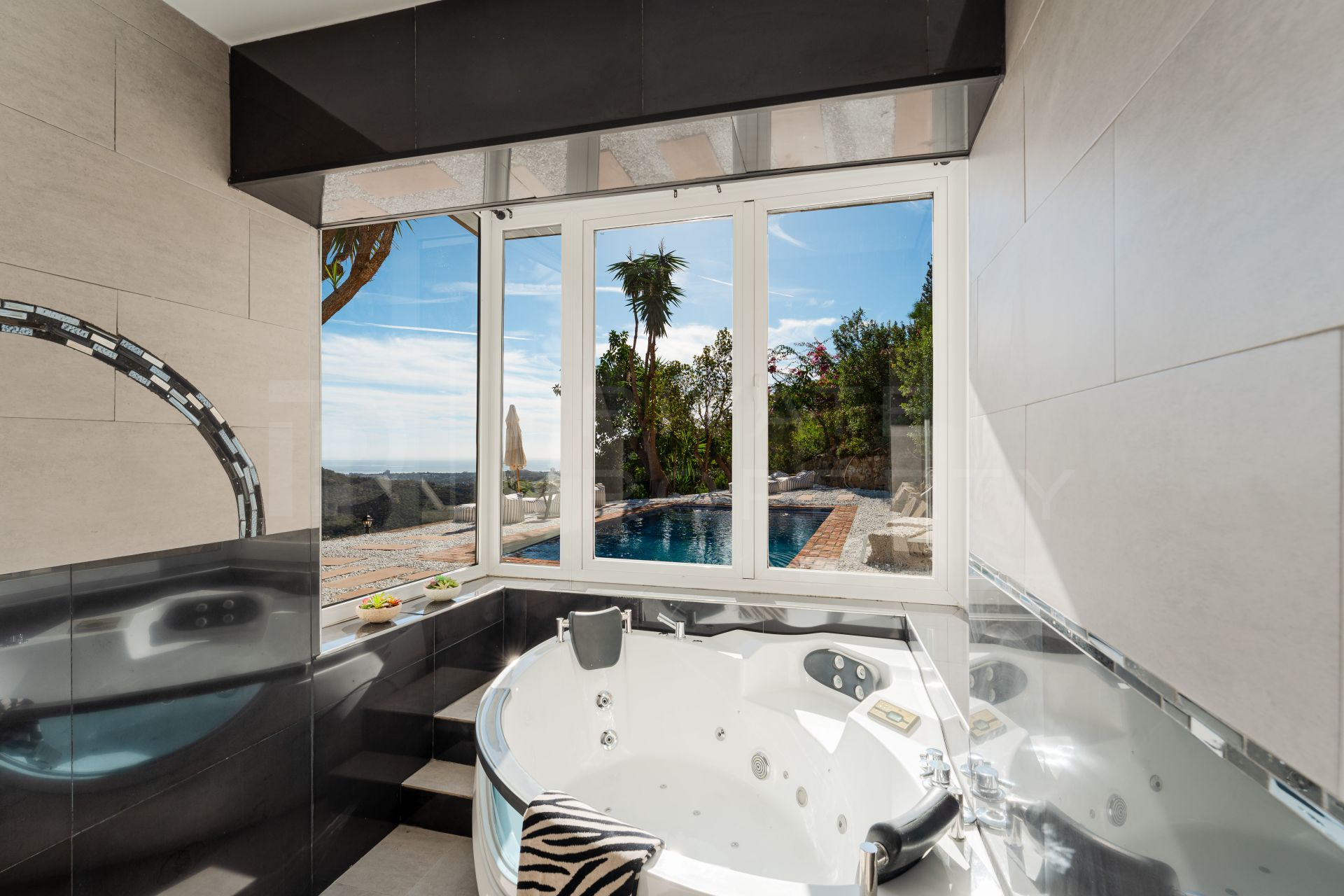 VILLA ESENCIA - FEATURING MAIN RESIDENCE, STAFF APARTMENT AND GUEST HOUSE ABOVE GARAGE