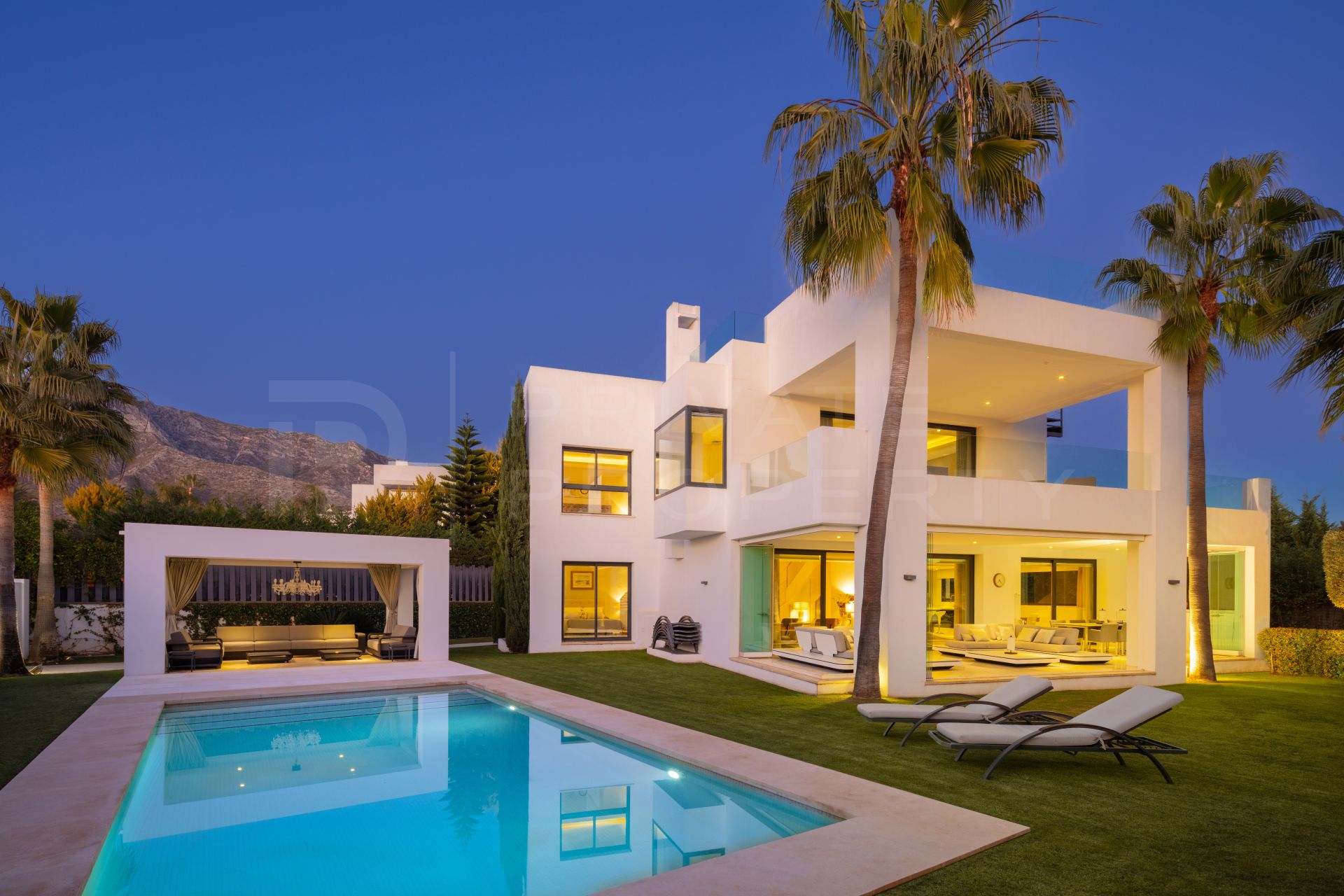 Fantastic contemporary villa on the Golden Mile