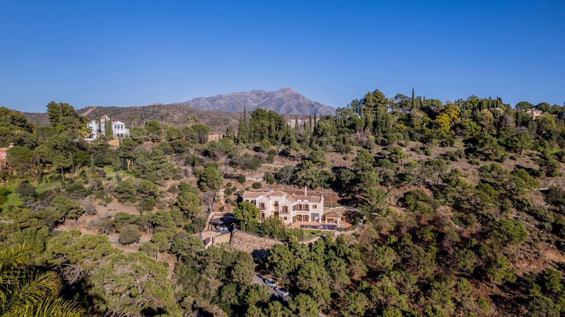 Beautiful villa in El Madronal