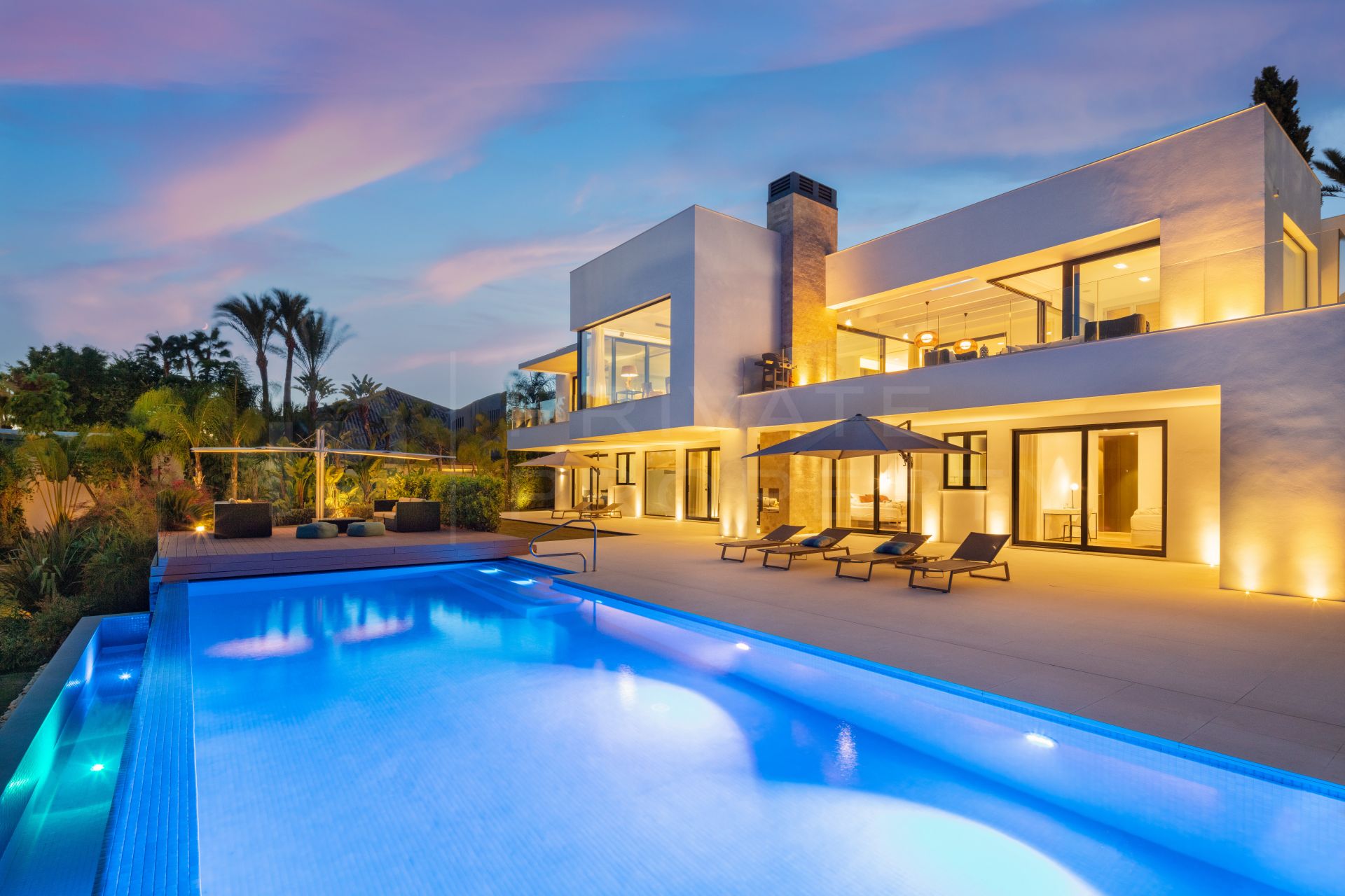 Modern contemporary villa in the Golf Valley