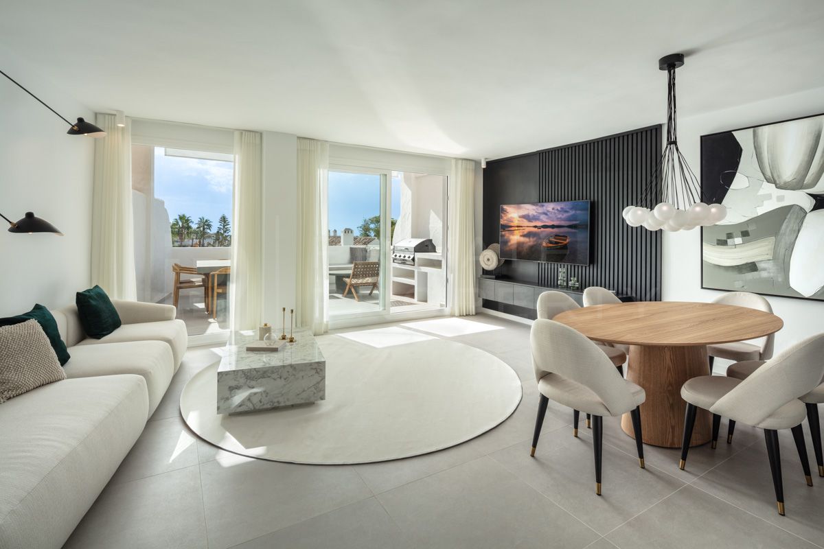 Stunning duplex penthouse in Nueva Andalucia