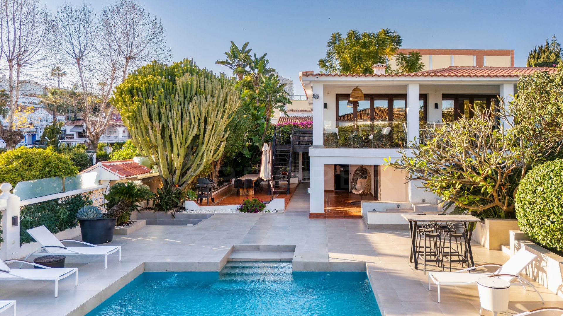 Marvelous fully renovated villa in Nueva Andalucia