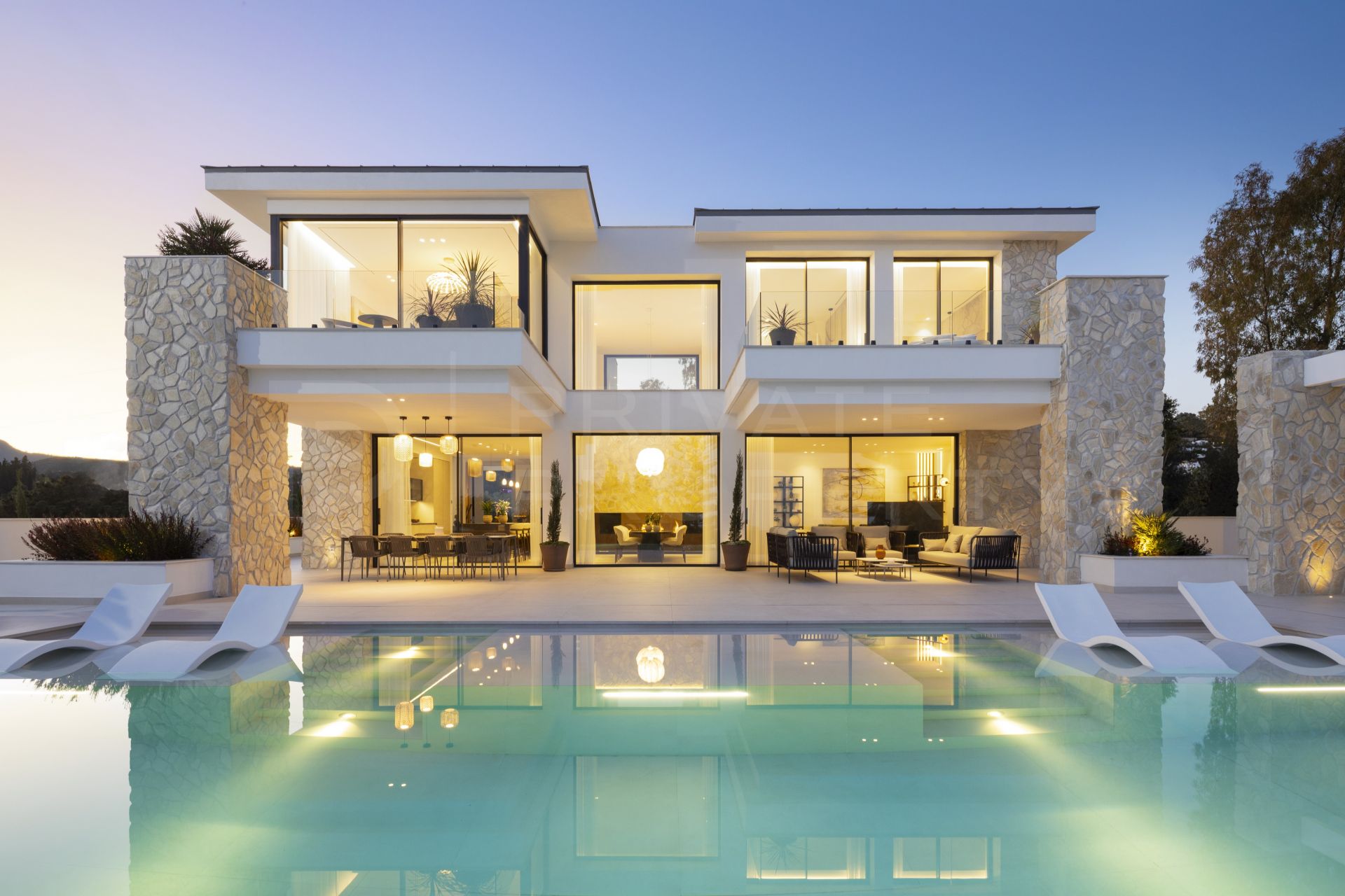Contemporary luxury villa in La Quinta