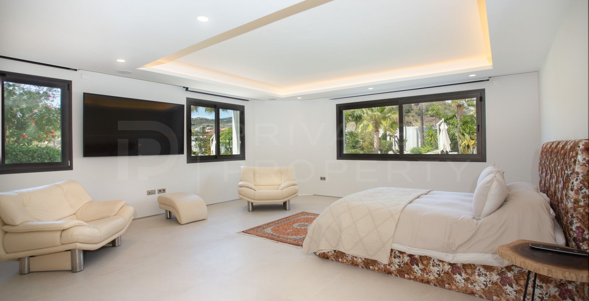 Contemporary villa for rent in Marbella
