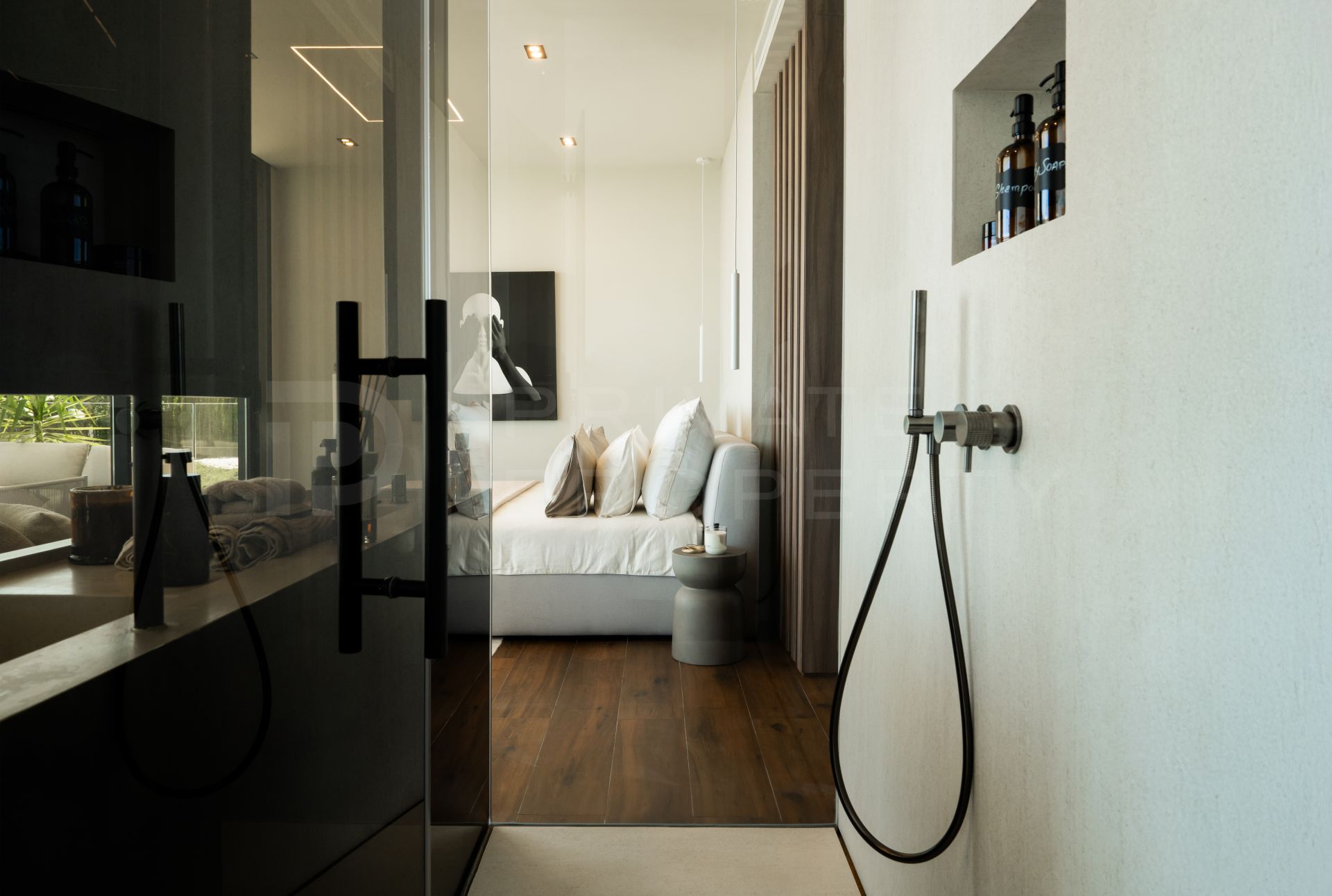 MONTE MAYOR F20 - ARCHITECTURAL MASTERPIECE WITH PANORAMIC VIEWS