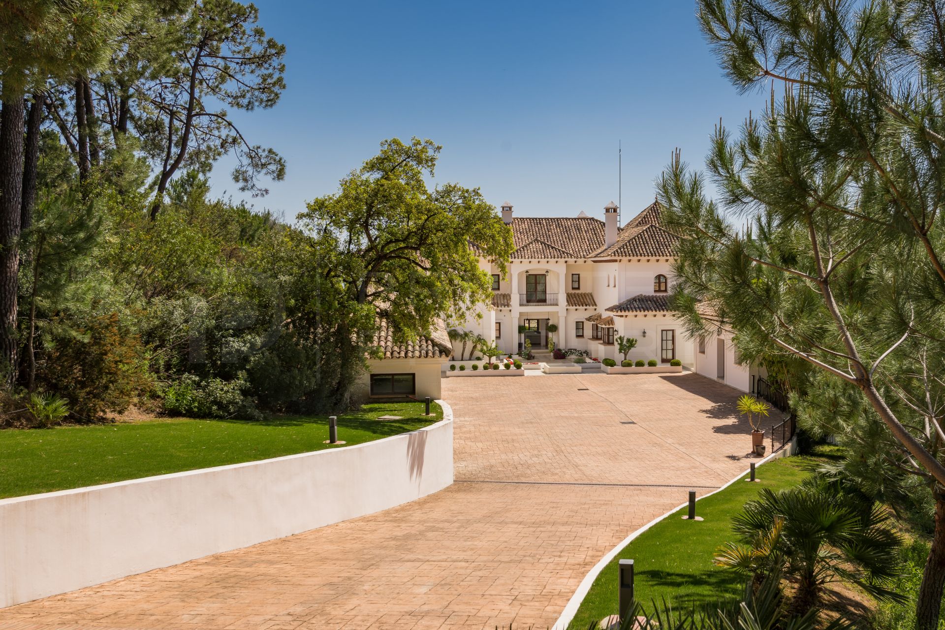 Contemporary villa in La Zagaleta