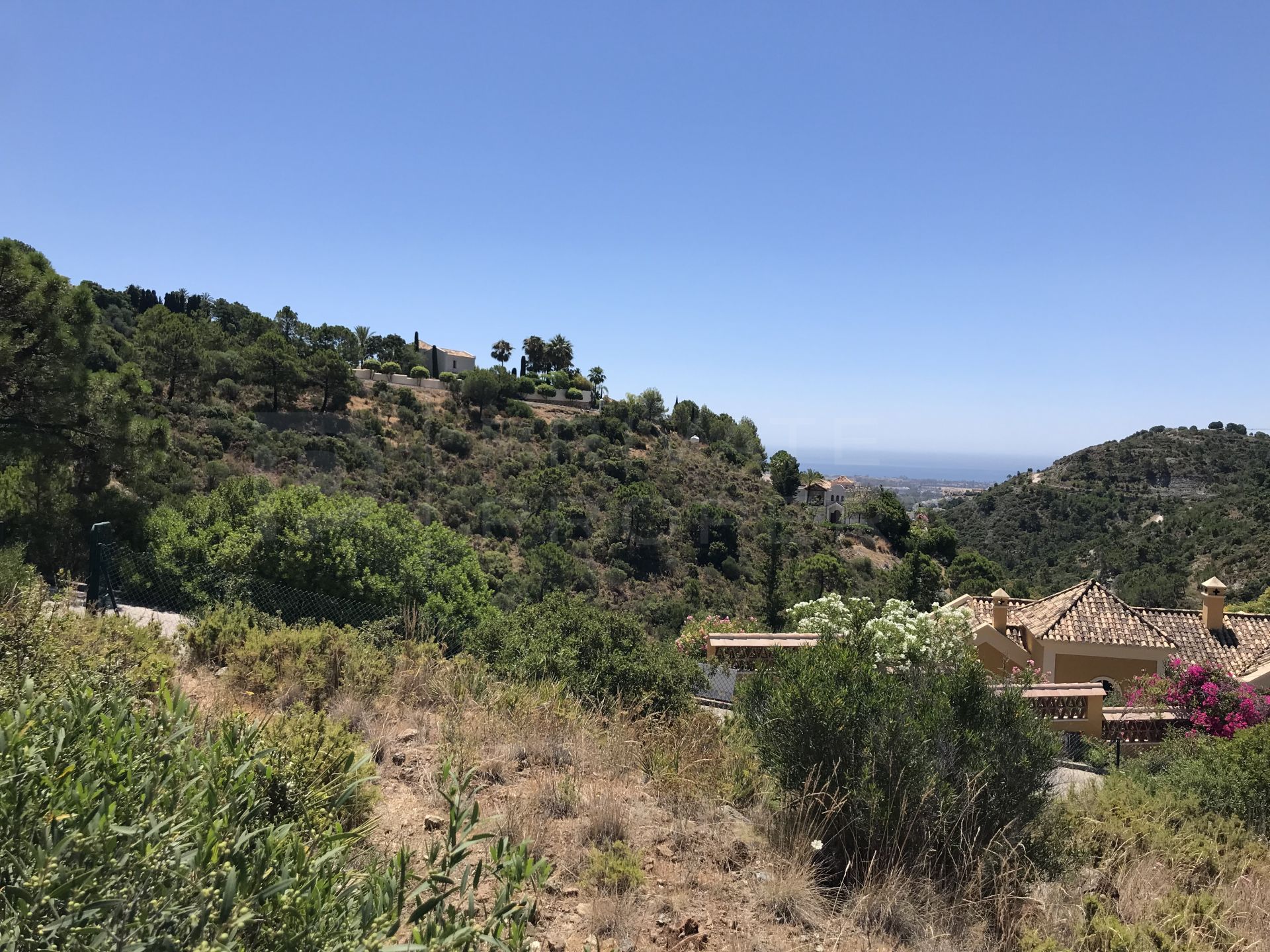 Sea and mountain views in El Madroñal