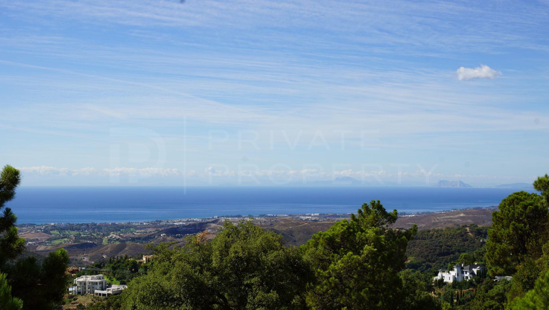 Plot with panoramic views in La Zagaleta