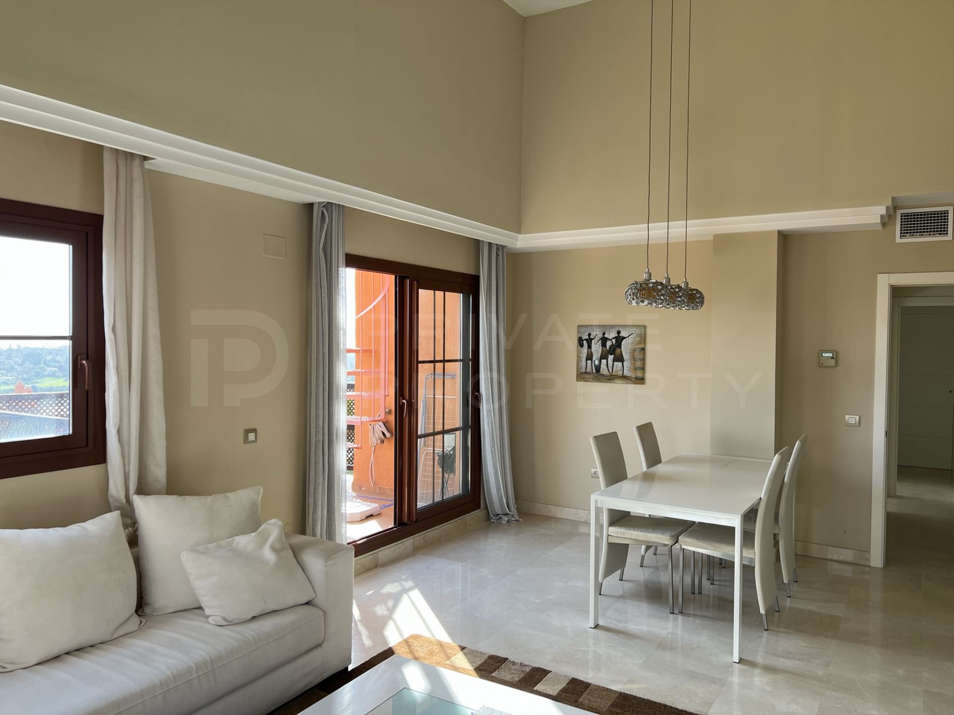 Penthouse apartment for sale in Gazules del Sol, Benahavis