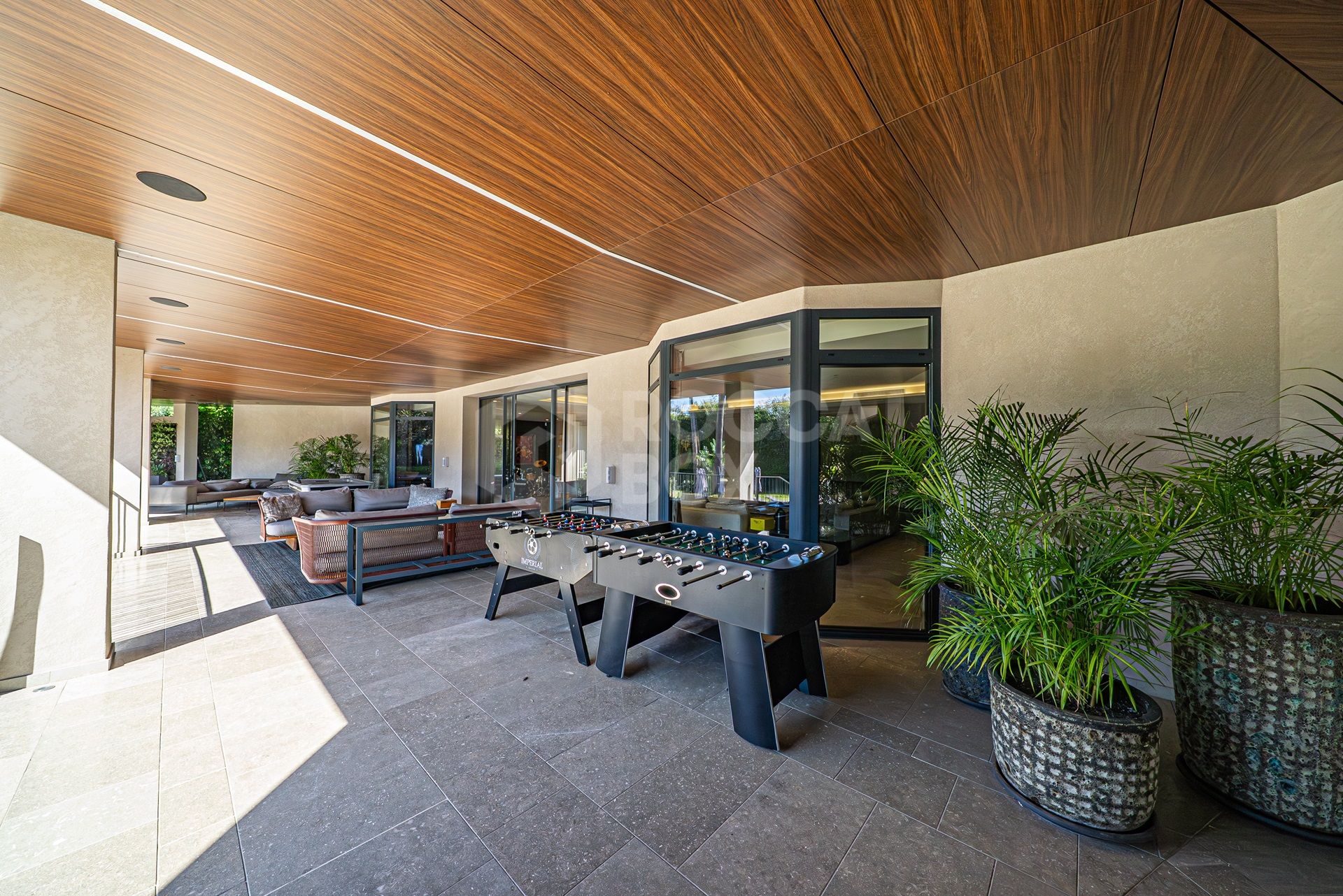 Exclusive Frontline Golf Villa in Guadalmina Baja