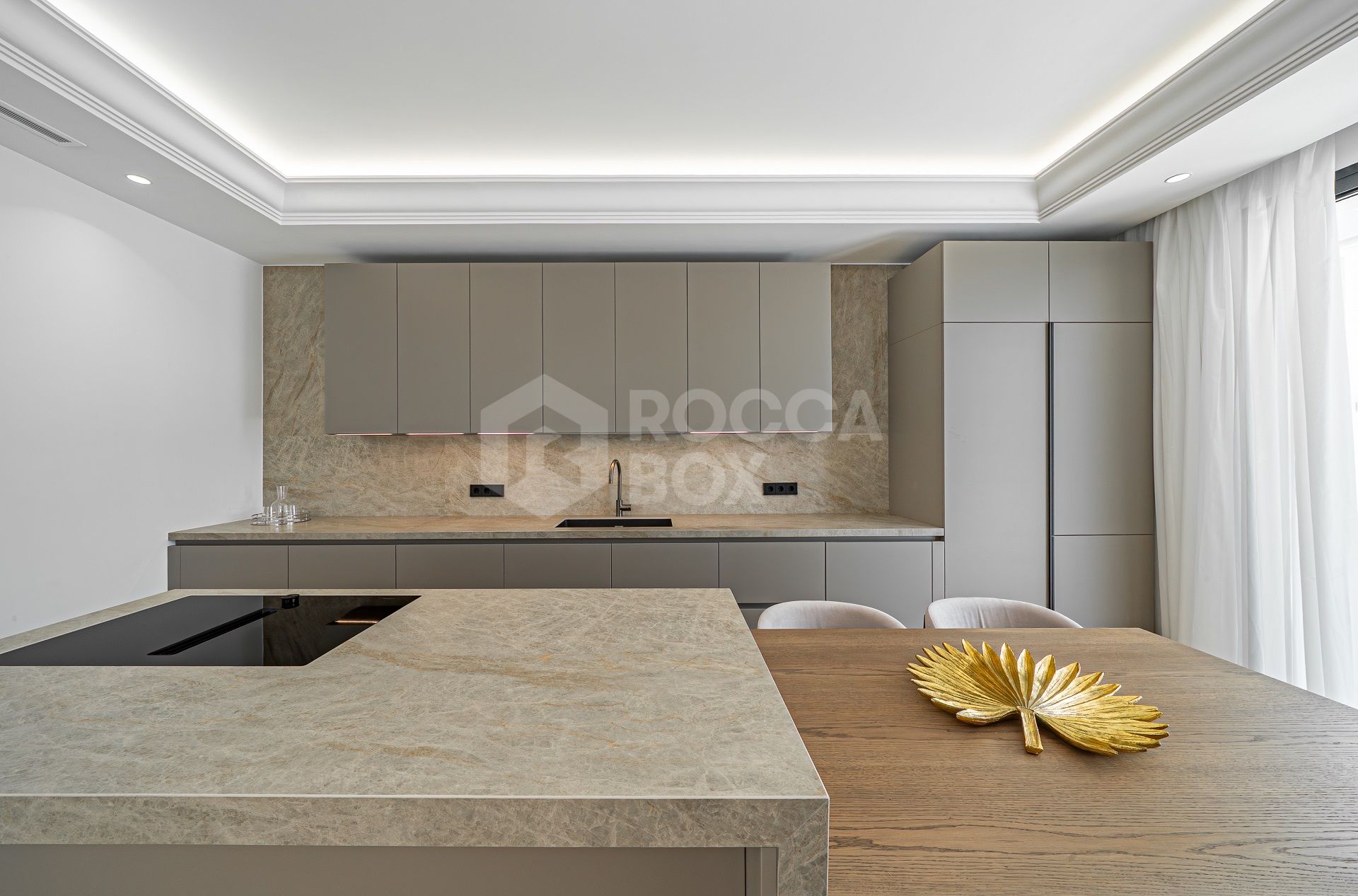 EXCLUSIVE DETACHED VILLAS IN LOMAS DE MARBELLA CLUB