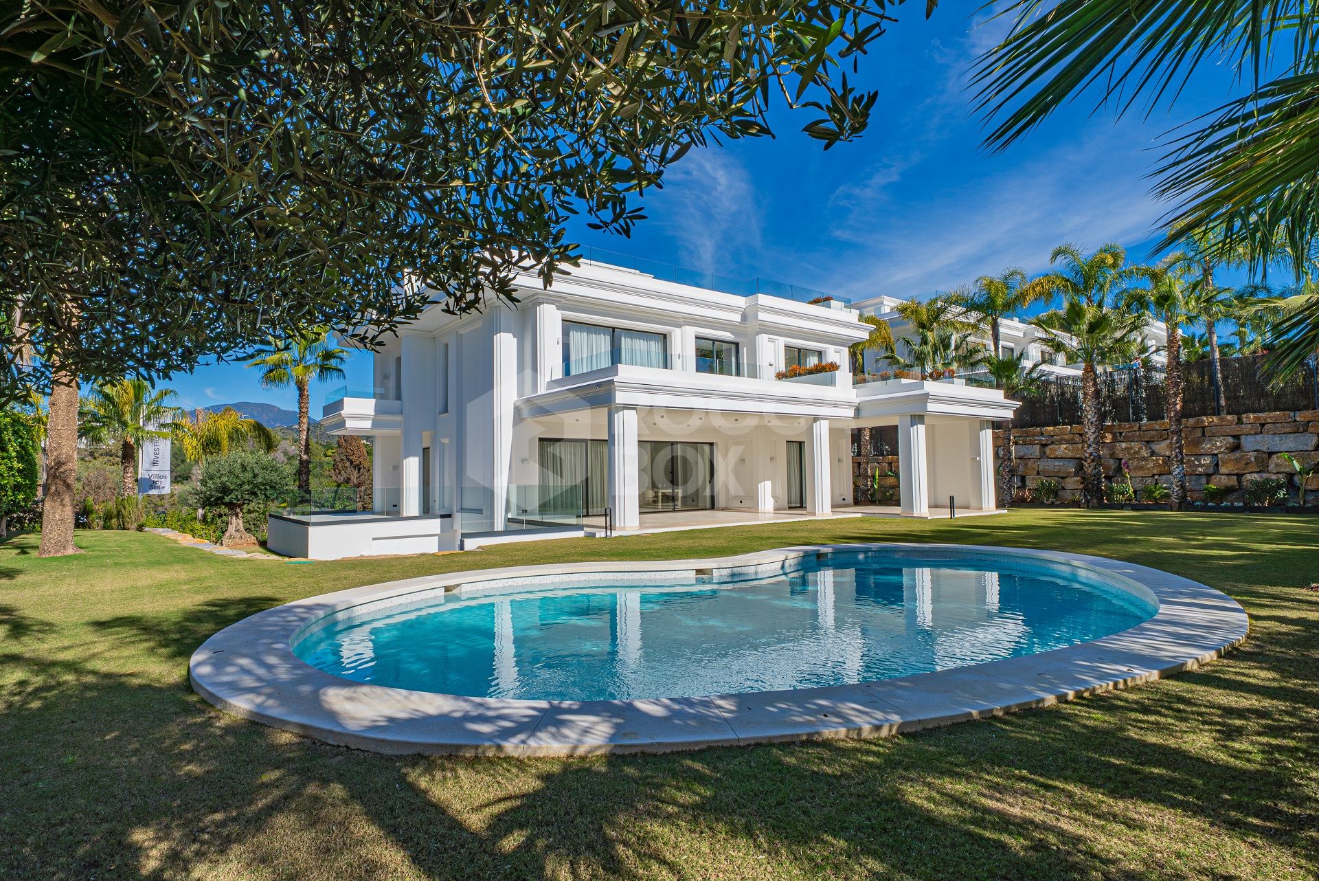EXCLUSIVE DETACHED VILLAS IN LOMAS DE MARBELLA CLUB