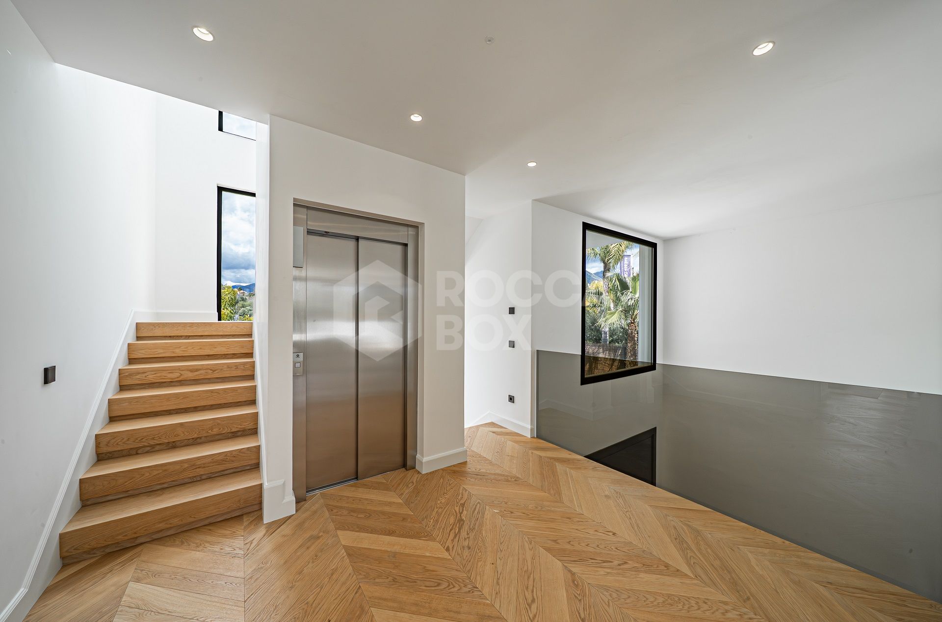 EXCLUSIVE DETACHED VILLAS IN LOMAS DE MARBELLA CLUB