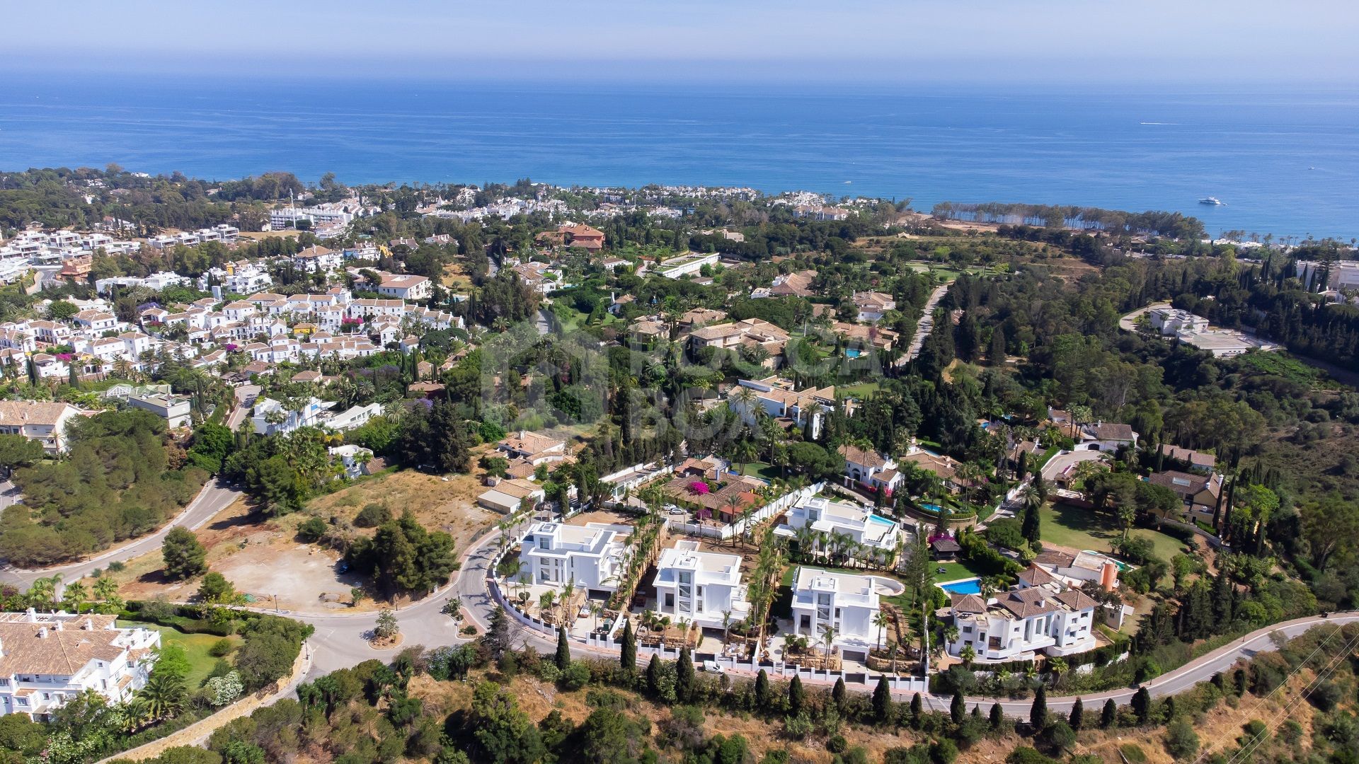 EXCLUSIVE DETACHED VILLAS IN LOMAS DE MARBELLA CLUB