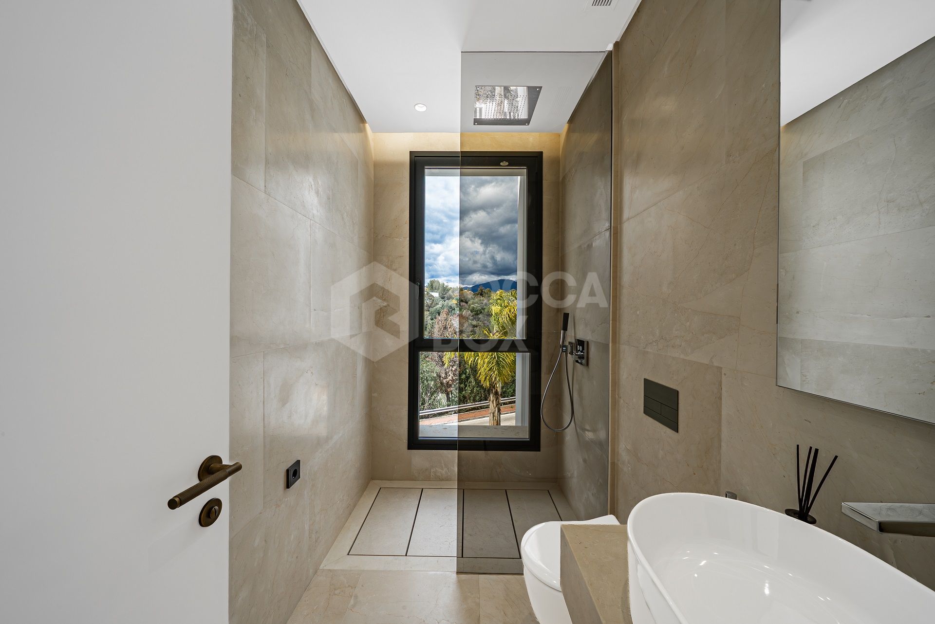 EXCLUSIVE DETACHED VILLAS IN LOMAS DE MARBELLA CLUB