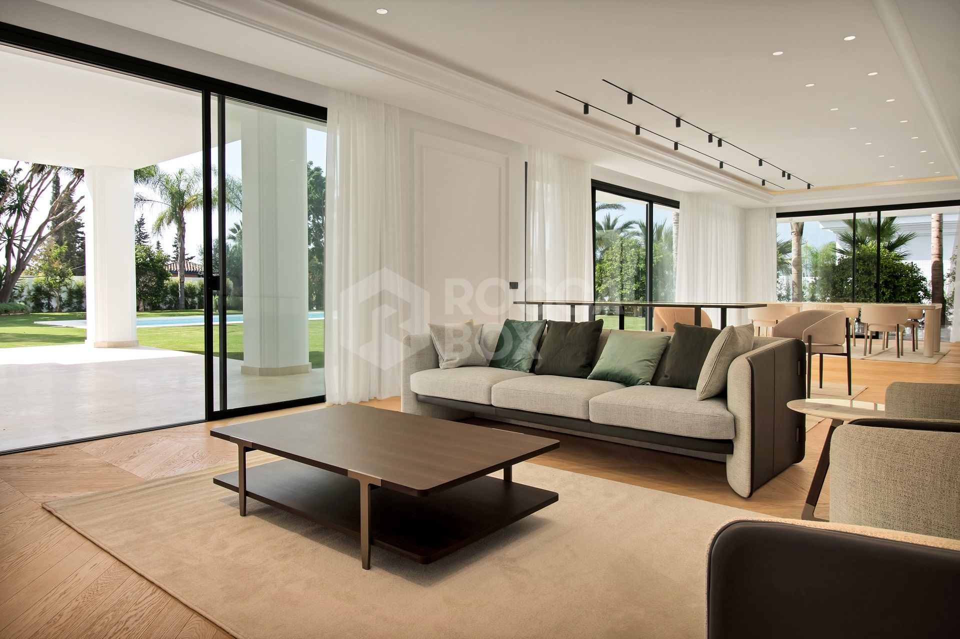 EXCLUSIVE DETACHED VILLAS IN LOMAS DE MARBELLA CLUB