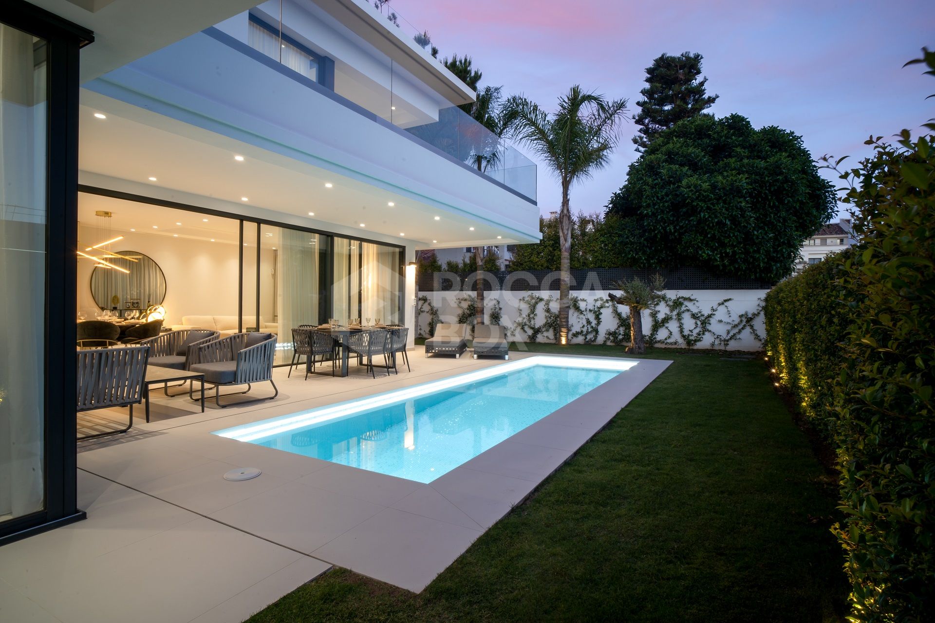 Modern Villa located in Rio Verde, Golden Mile, 100 m from the beach