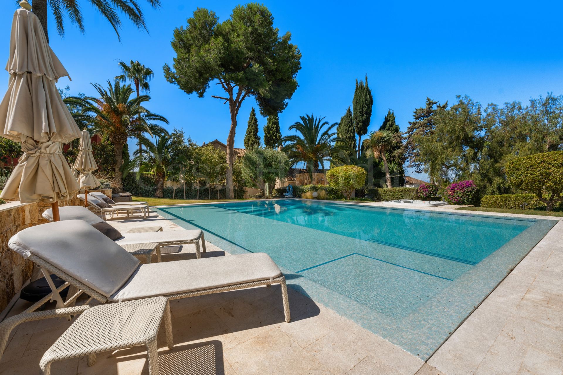 Villa en Rio Real, Marbella