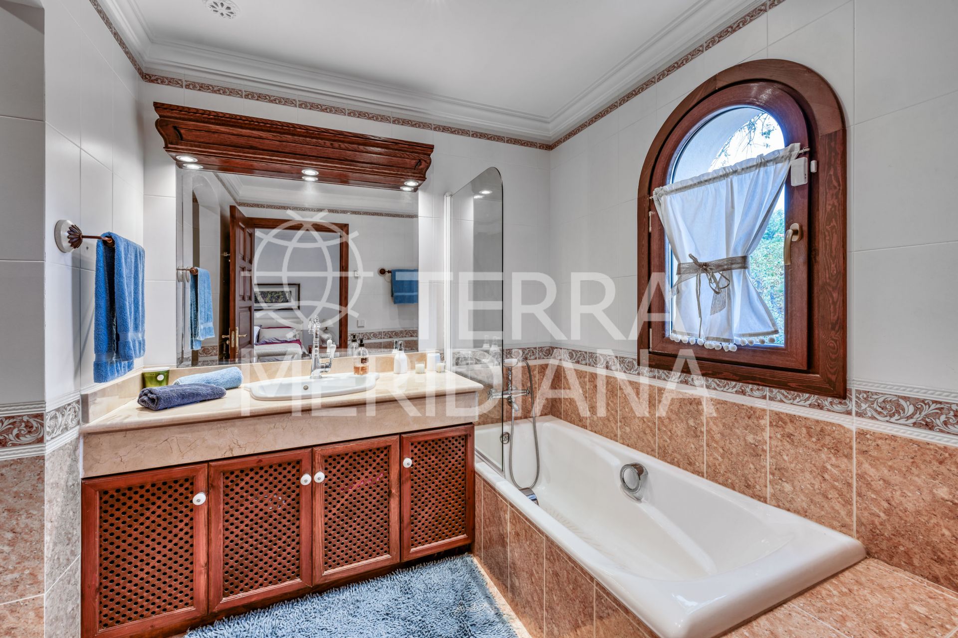 Finca in La Mairena, Marbella