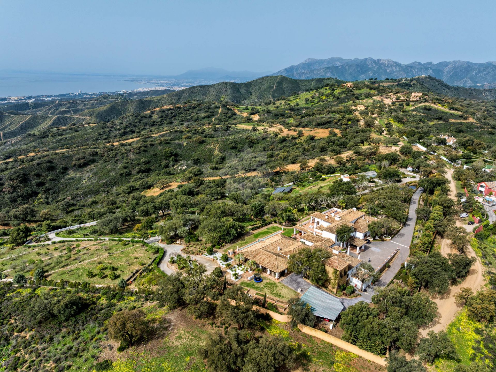 Finca en La Mairena, Marbella