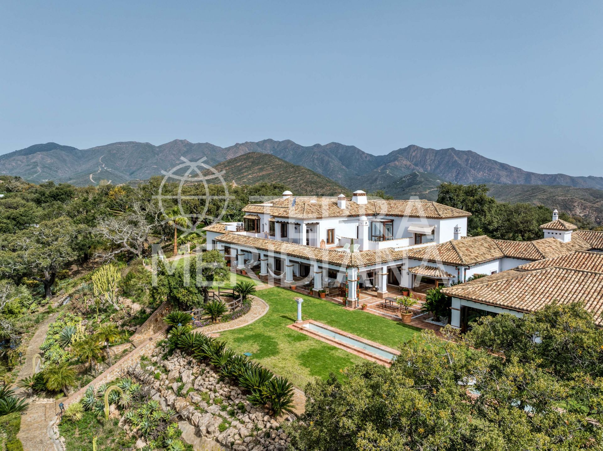 Finca in La Mairena, Marbella