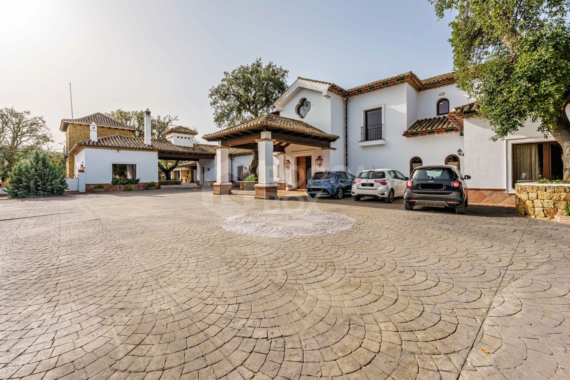 Astonishing country estate with sea views in La Mairena