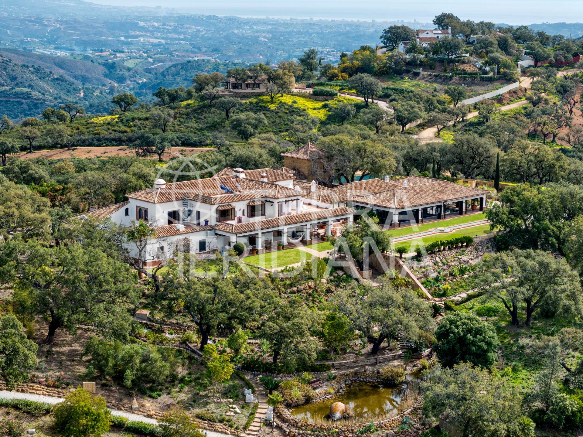 Finca in La Mairena, Marbella