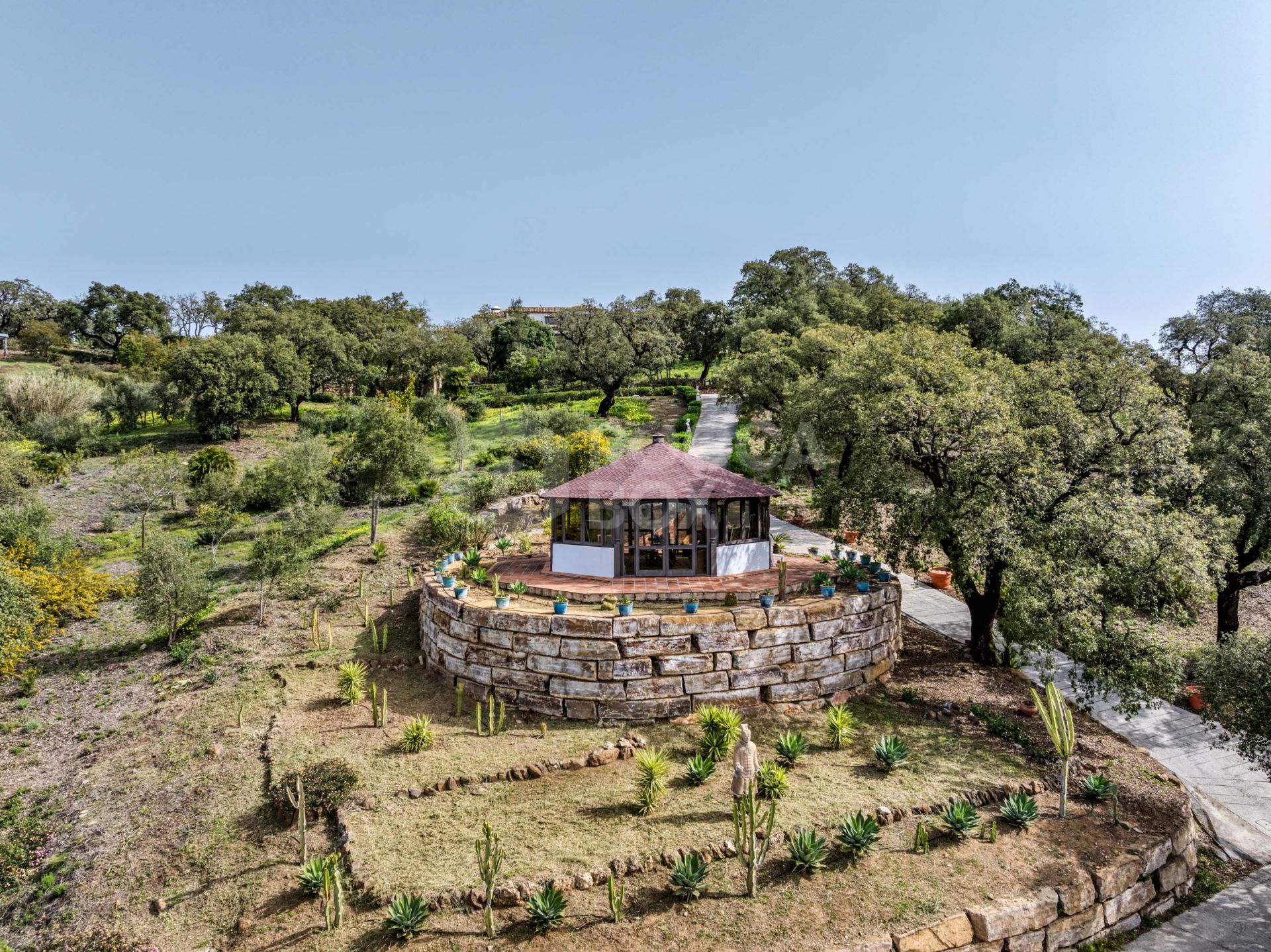 Astonishing country estate with sea views in La Mairena