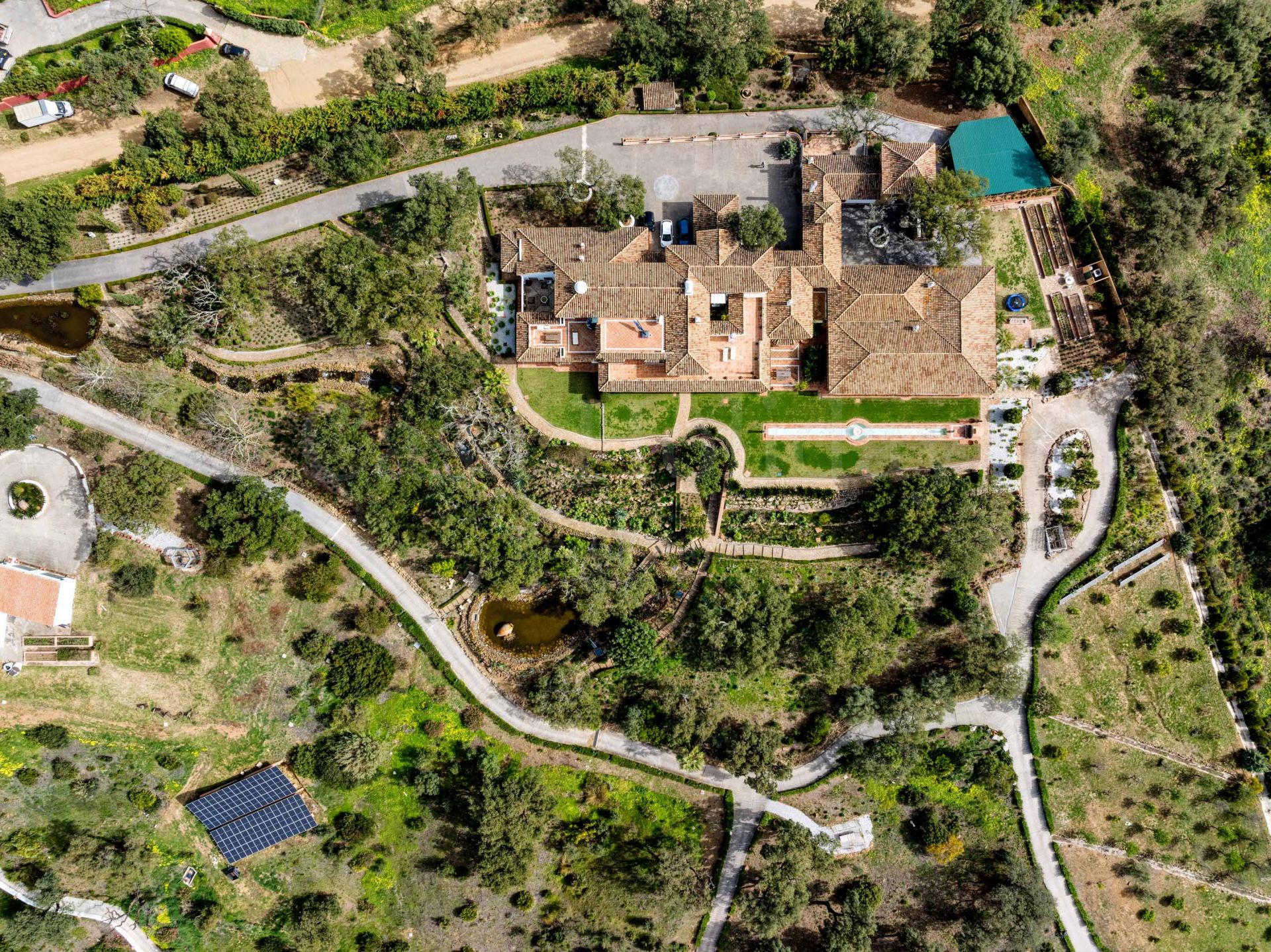 Finca en La Mairena, Marbella