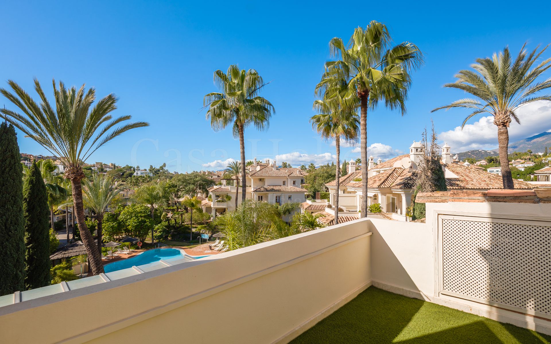Duplex Penthouse in Las Alamandas, Marbella