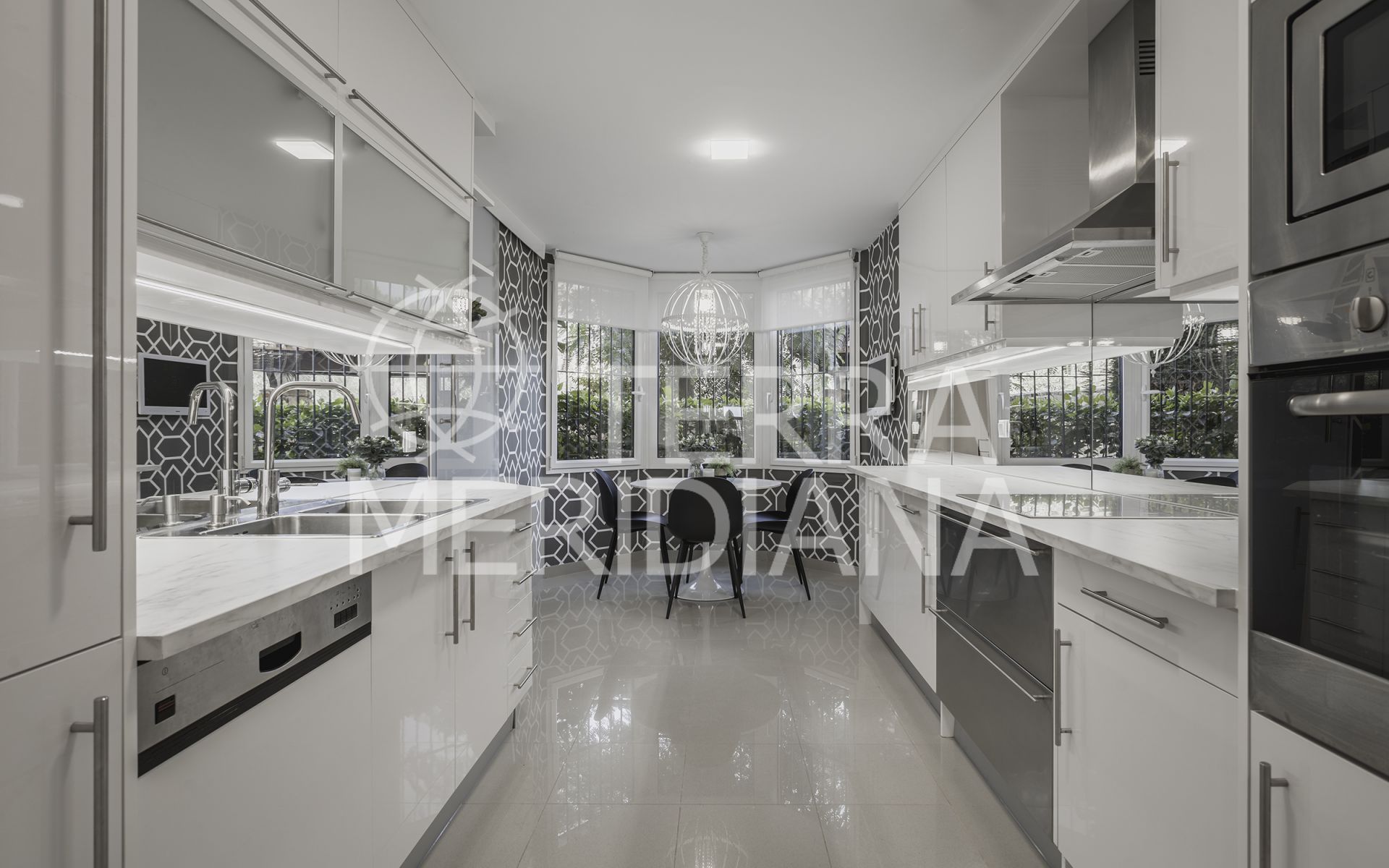 Ground Floor Apartment in Albatross Hill, Marbella