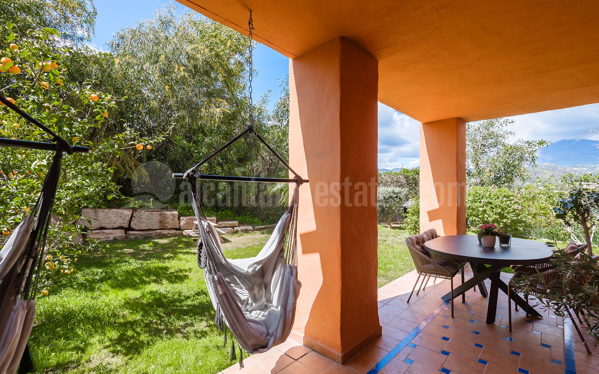 Apartamento Planta Baja en Gazules del Sol, Benahavis