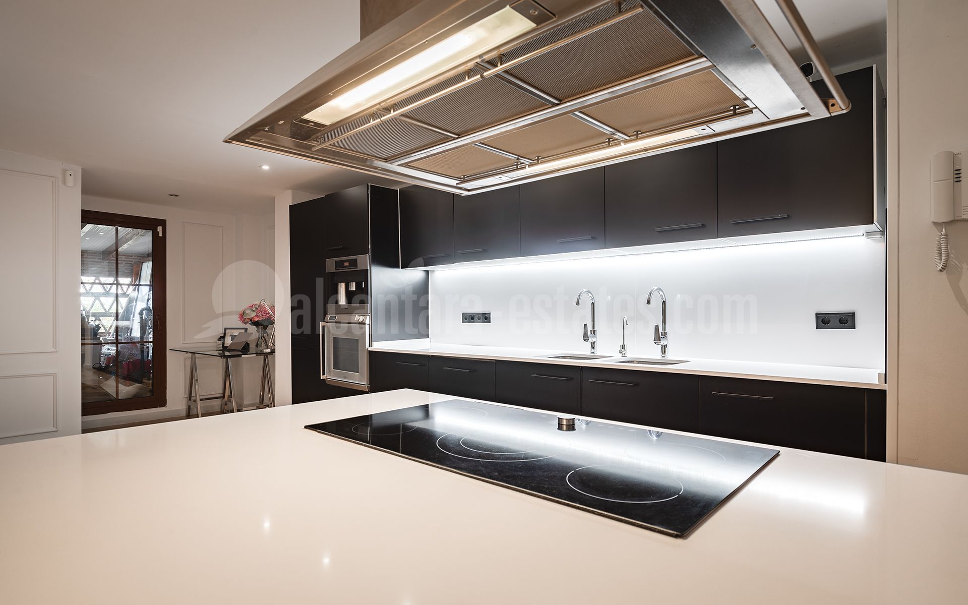 Apartamento Planta Baja en Gazules del Sol, Benahavis